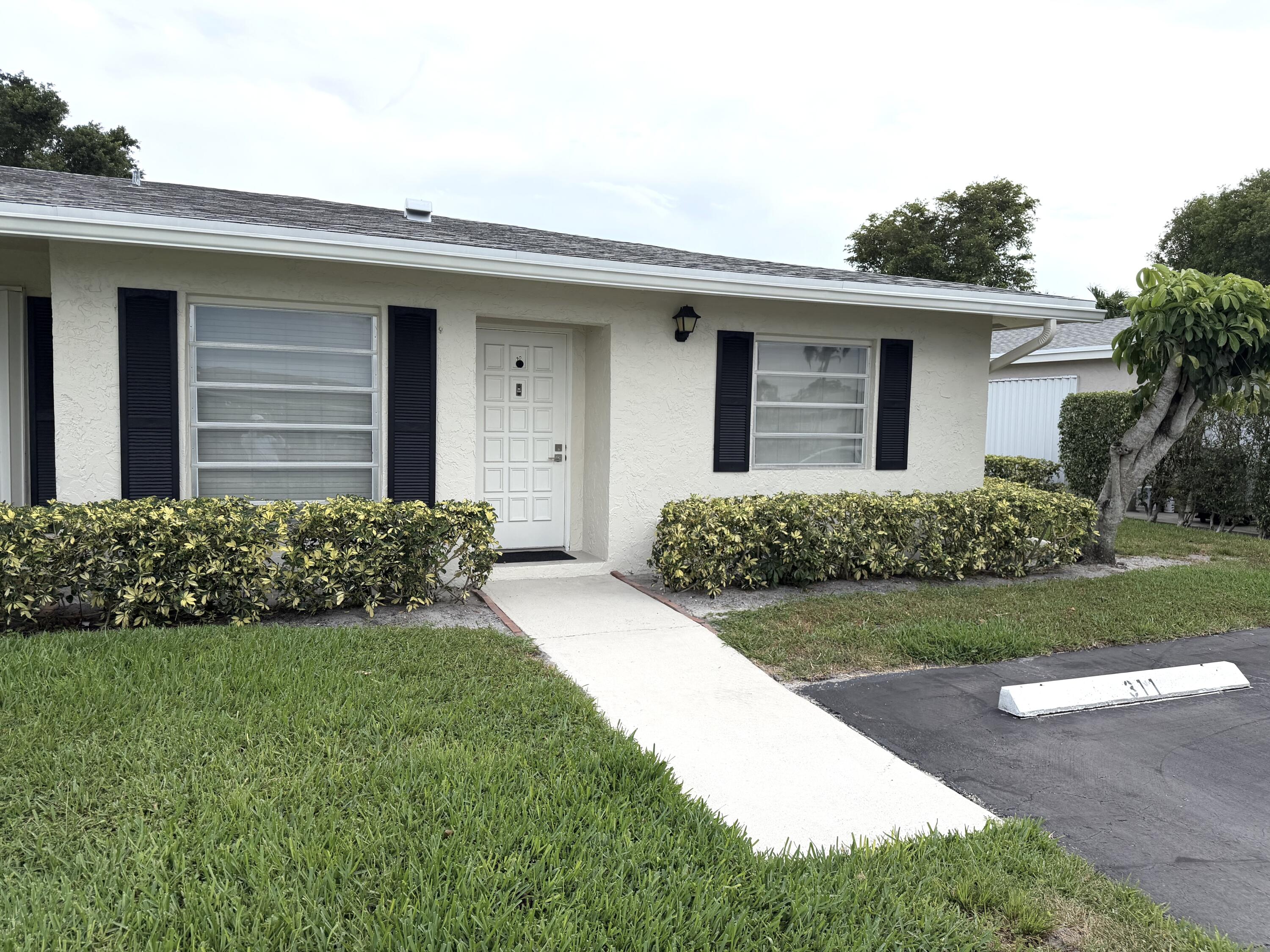 2BR – RNT at 2520 Pansey Lane #D