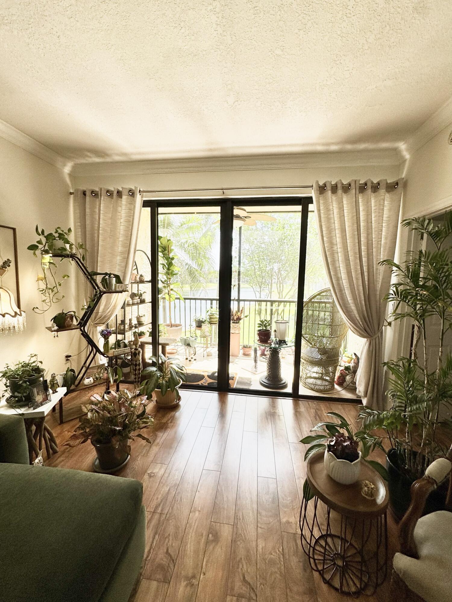 2BR – Condominium at 6720 Coral Lake Drive #6720