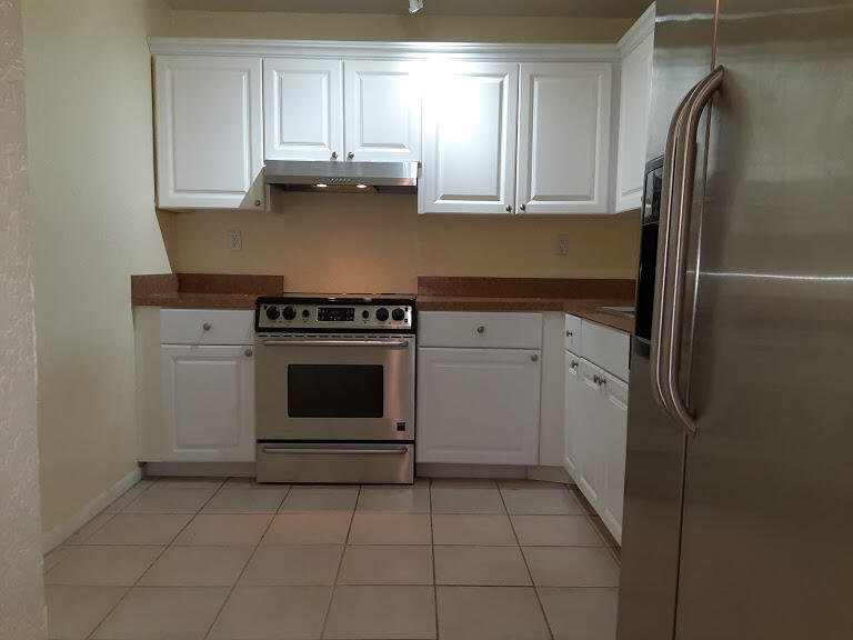 1BR – Condominium at 711 N Pine Island Road #206
