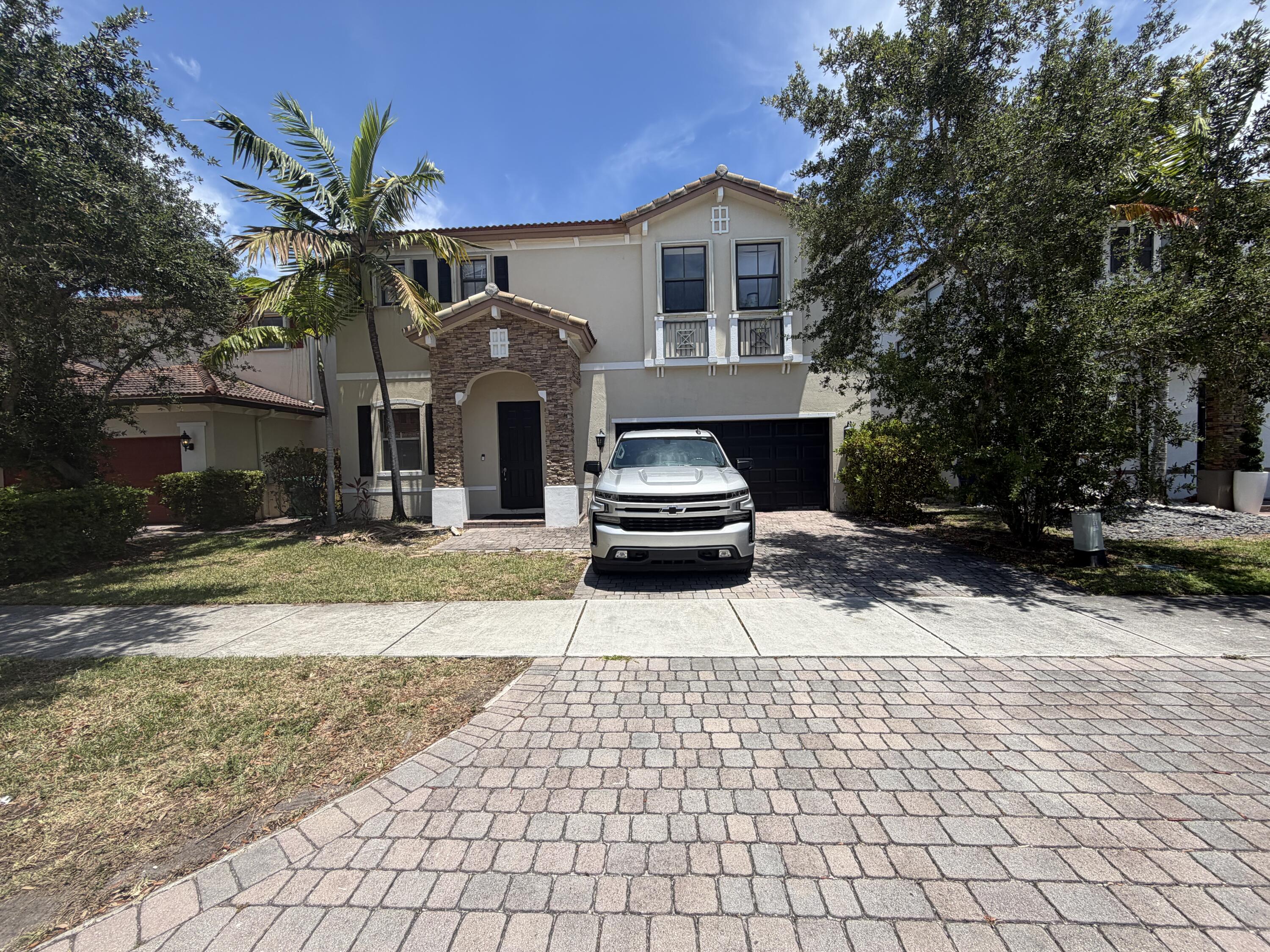 4BR – SingleFamilyResidence at 10463 SW 228th Terrace