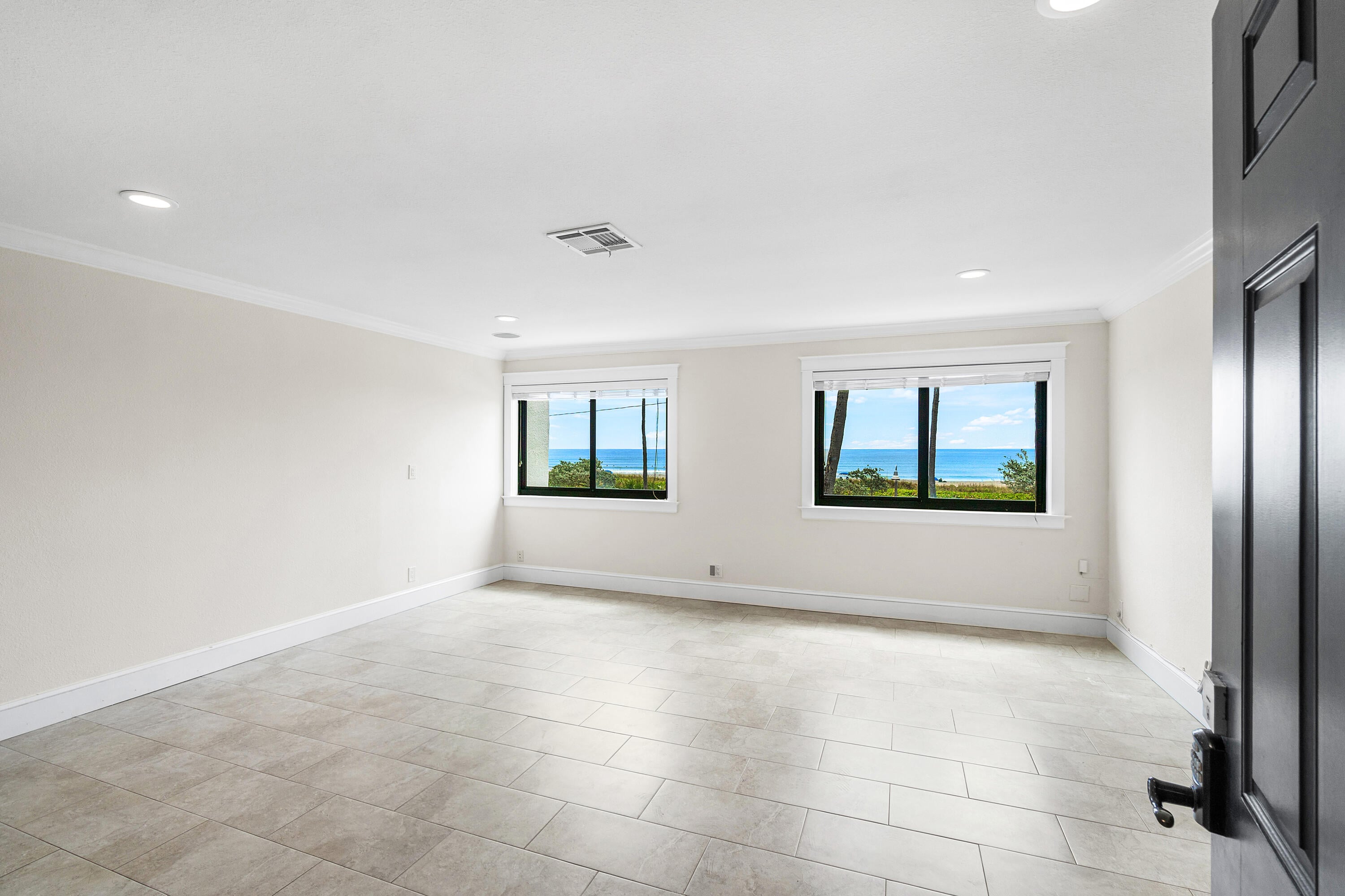 2BR – Condominium at 250 S Ocean Boulevard #253