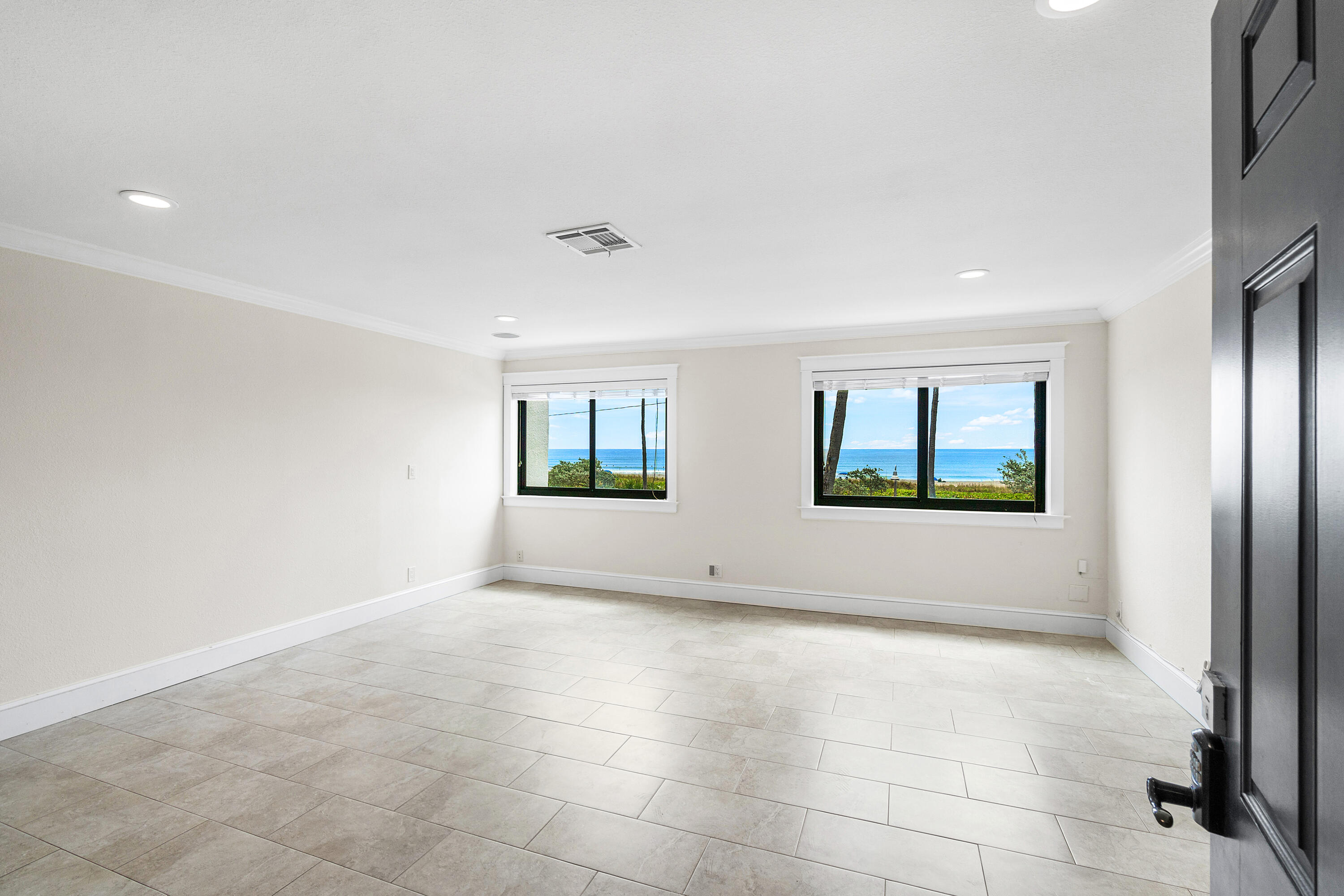 2BR – Condominium at 250 S Ocean Boulevard #253