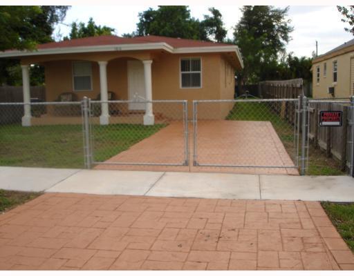 3BR – SingleFamilyResidence at 5816 Lincoln Street