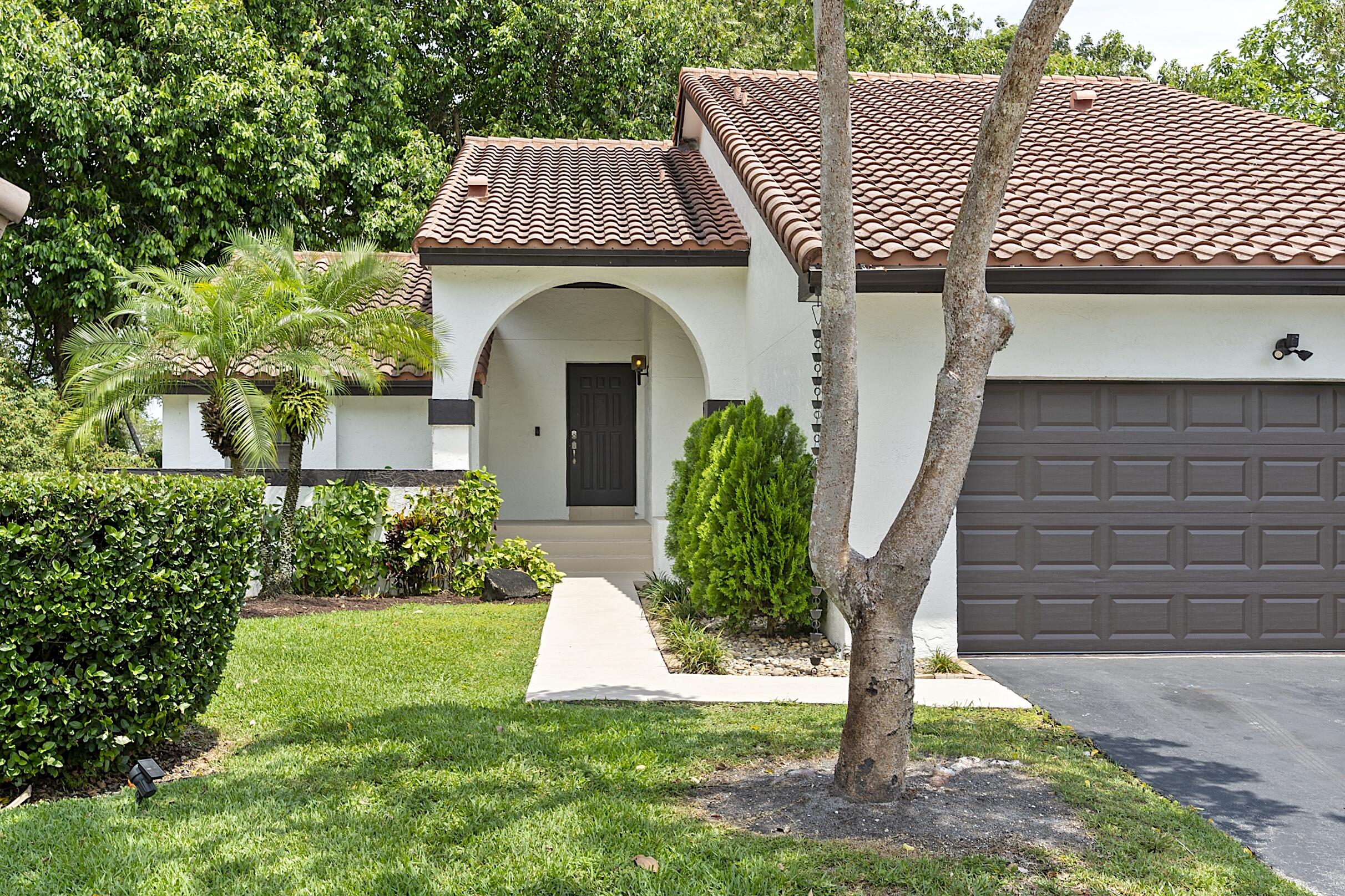 3BR – SingleFamilyResidence at 1955 Sacramento