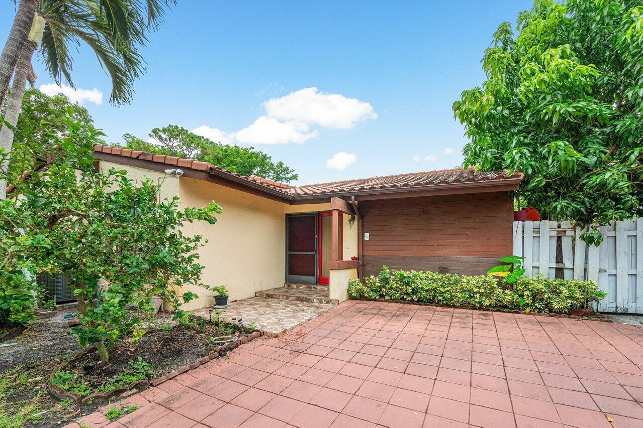 2BR – RNT at 2780 Norfolk Pine Court