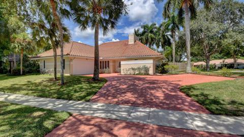 3BR – SingleFamilyResidence at 6813 Viento Way