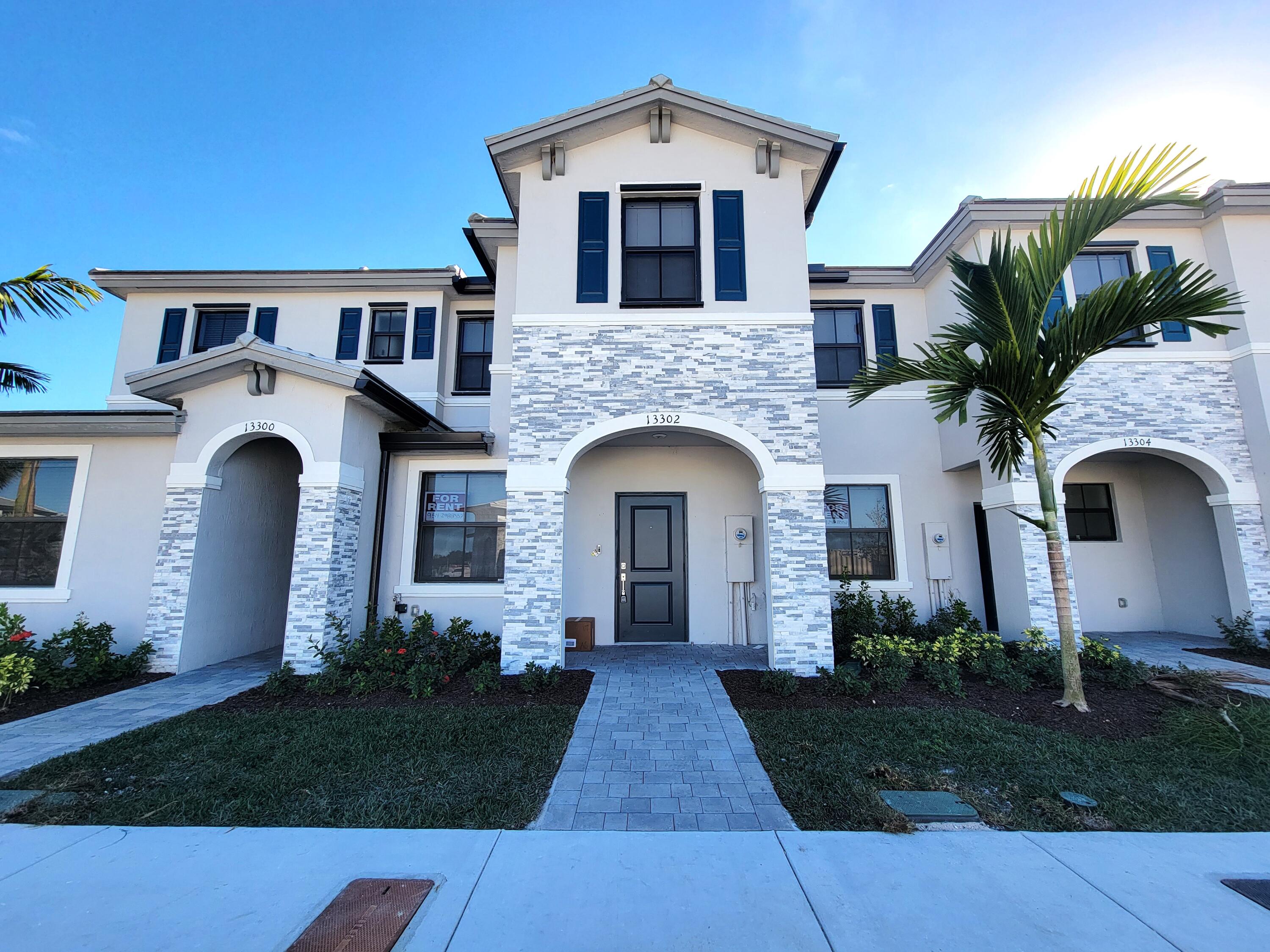 3BR – Townhouse at 13302 SW 286th Street #13302