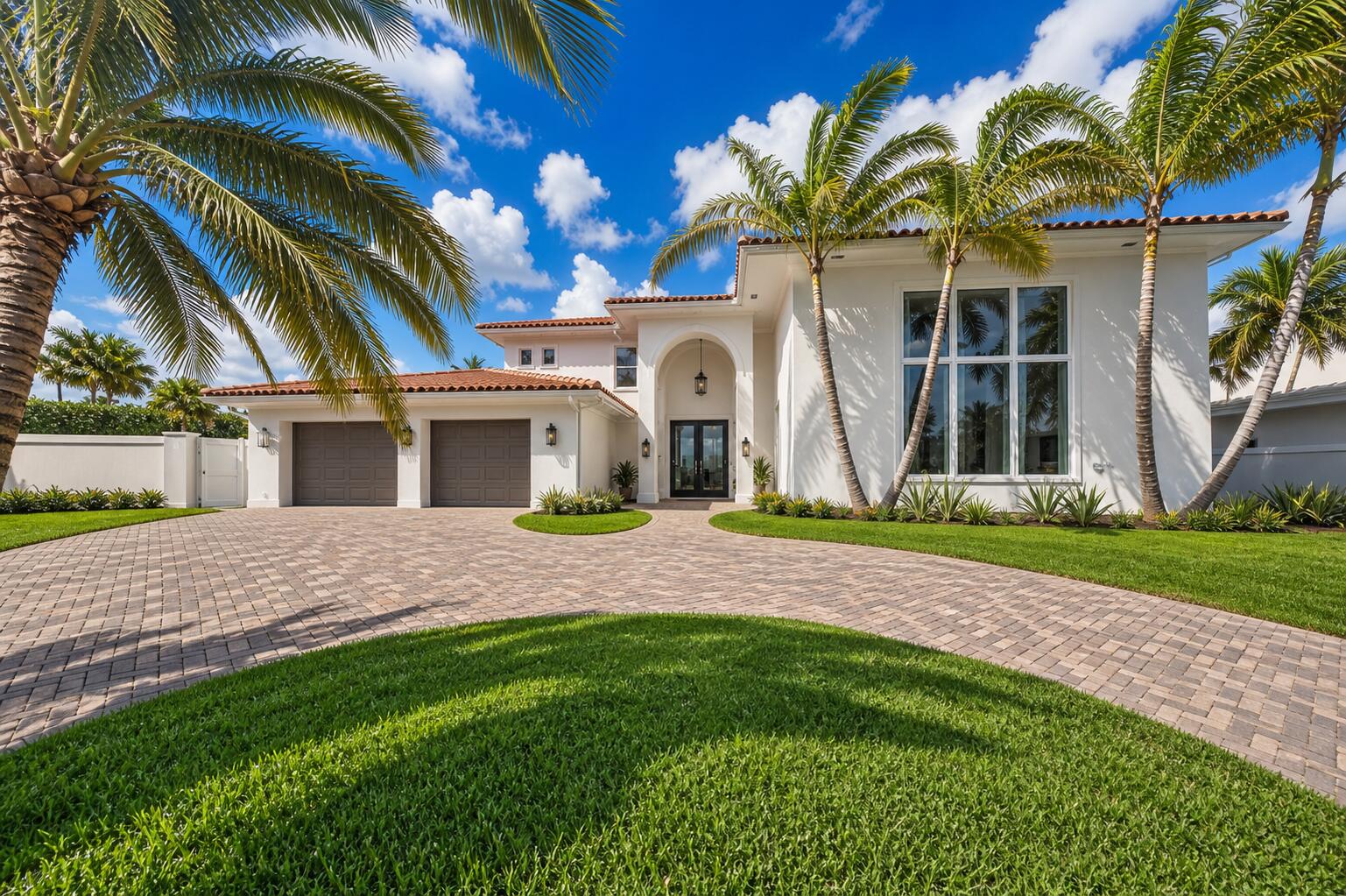 4BR – SingleFamilyResidence at 3341 NE 170th Street