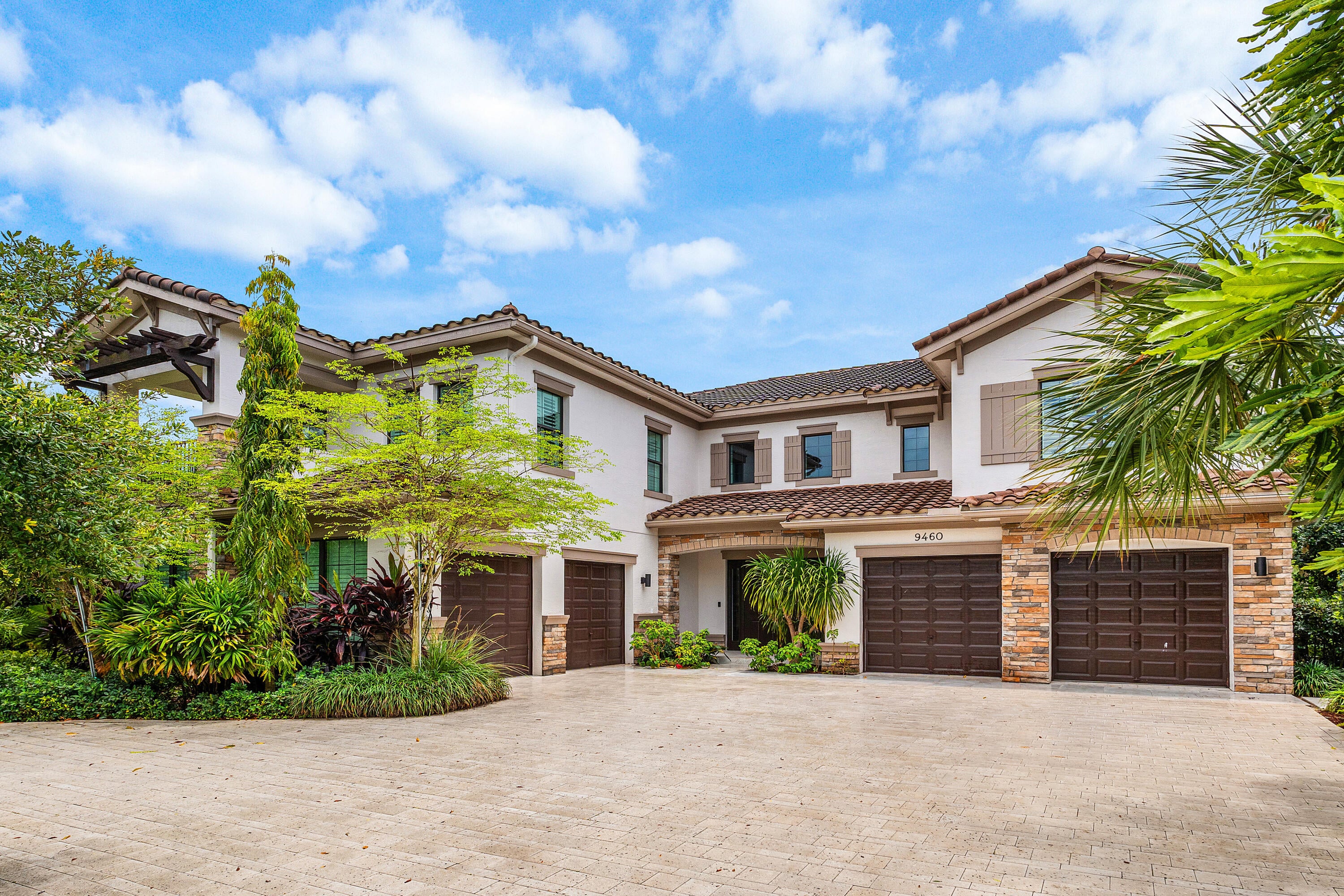 4BR – SingleFamilyResidence at 9460 Spiderlilly Court