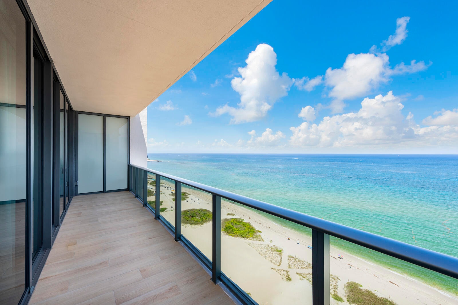 3BR – Condominium at 900 N Ocean Boulevard #Mph04