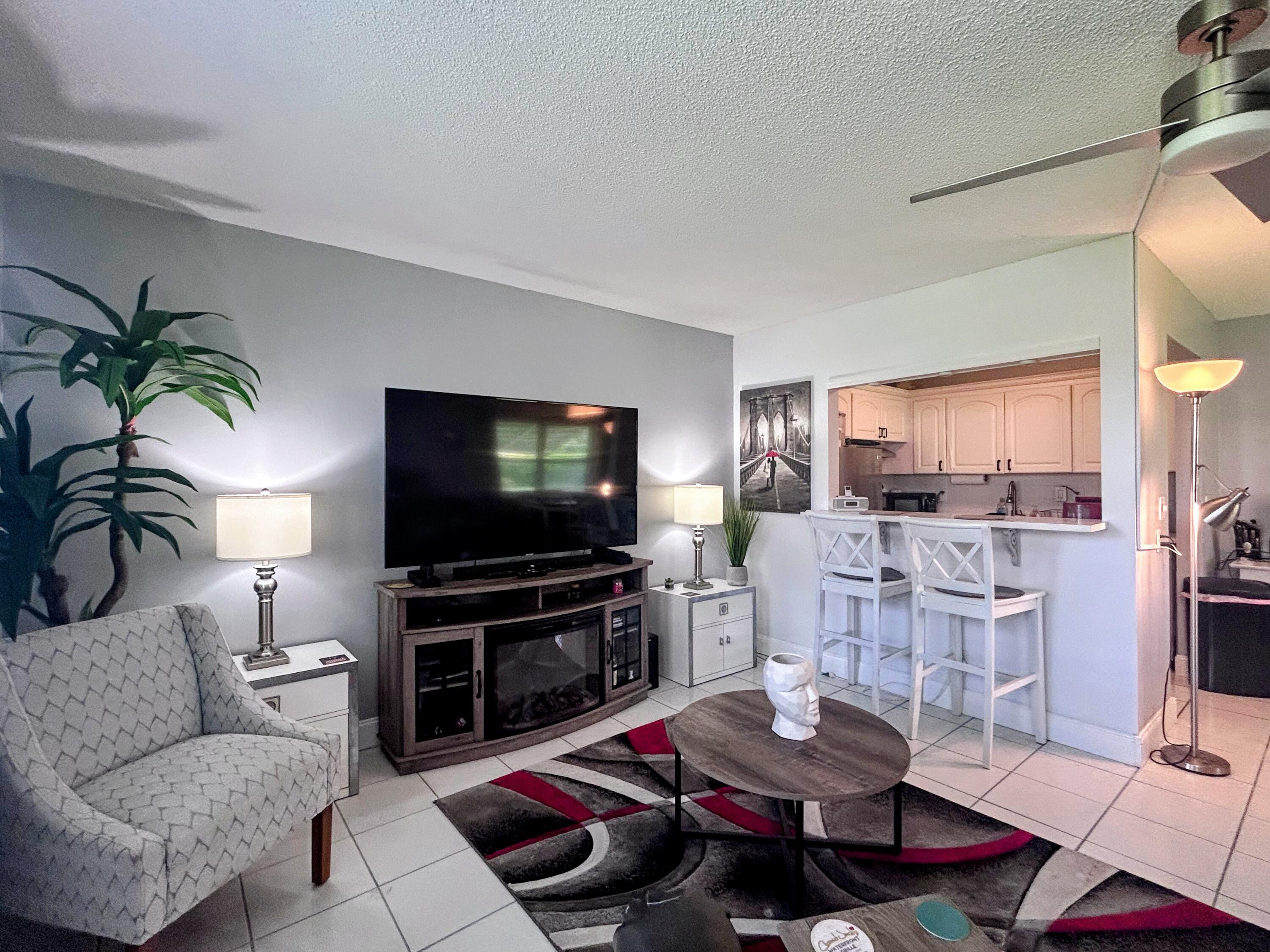 1BR – Condominium at 240 W Horizons W #108