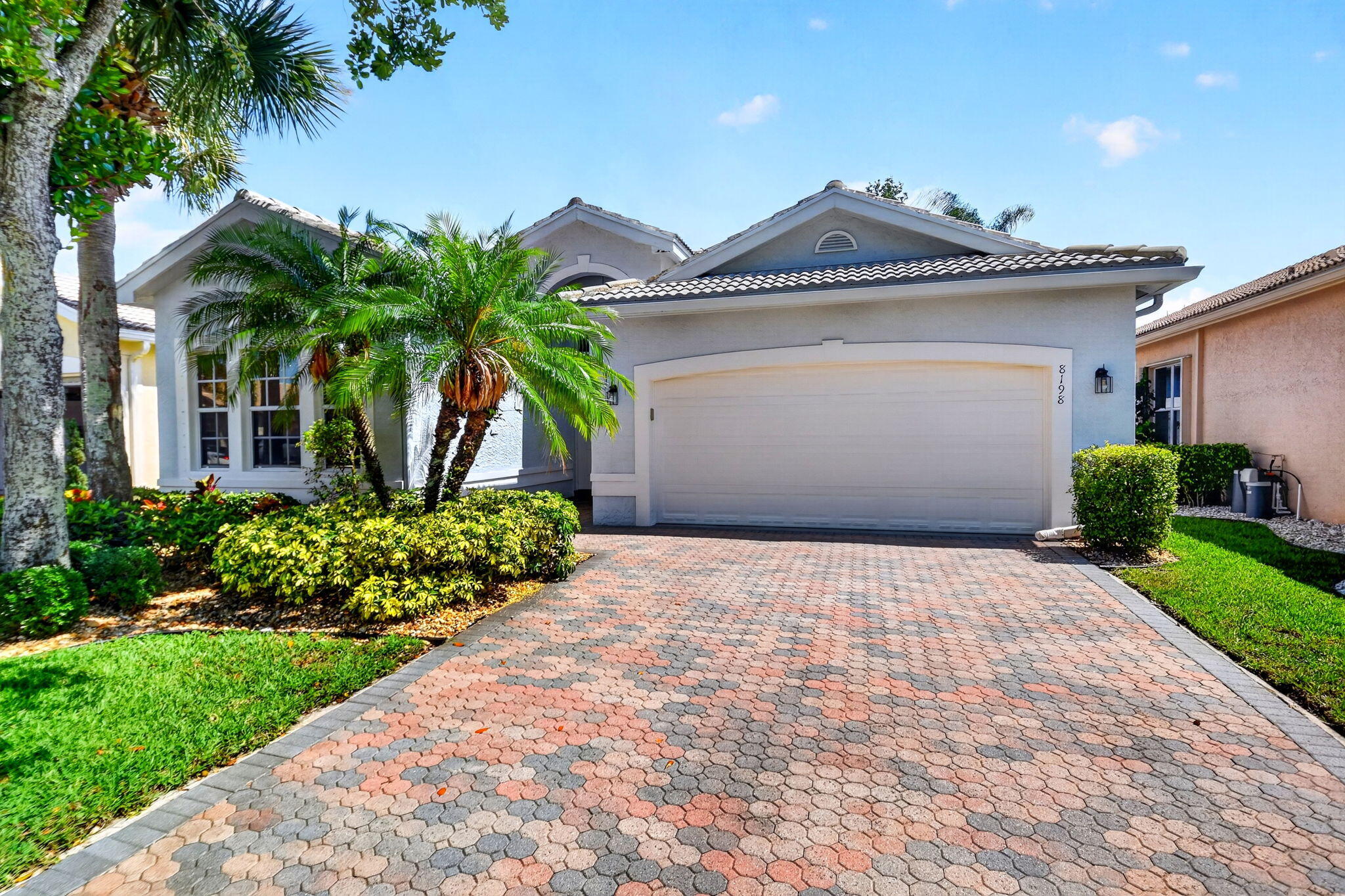 3BR – SingleFamilyResidence at 8198 Azure Coast Boulevard