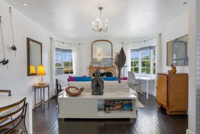 1BR – Condominium at 1455 Michigan Avenue #19