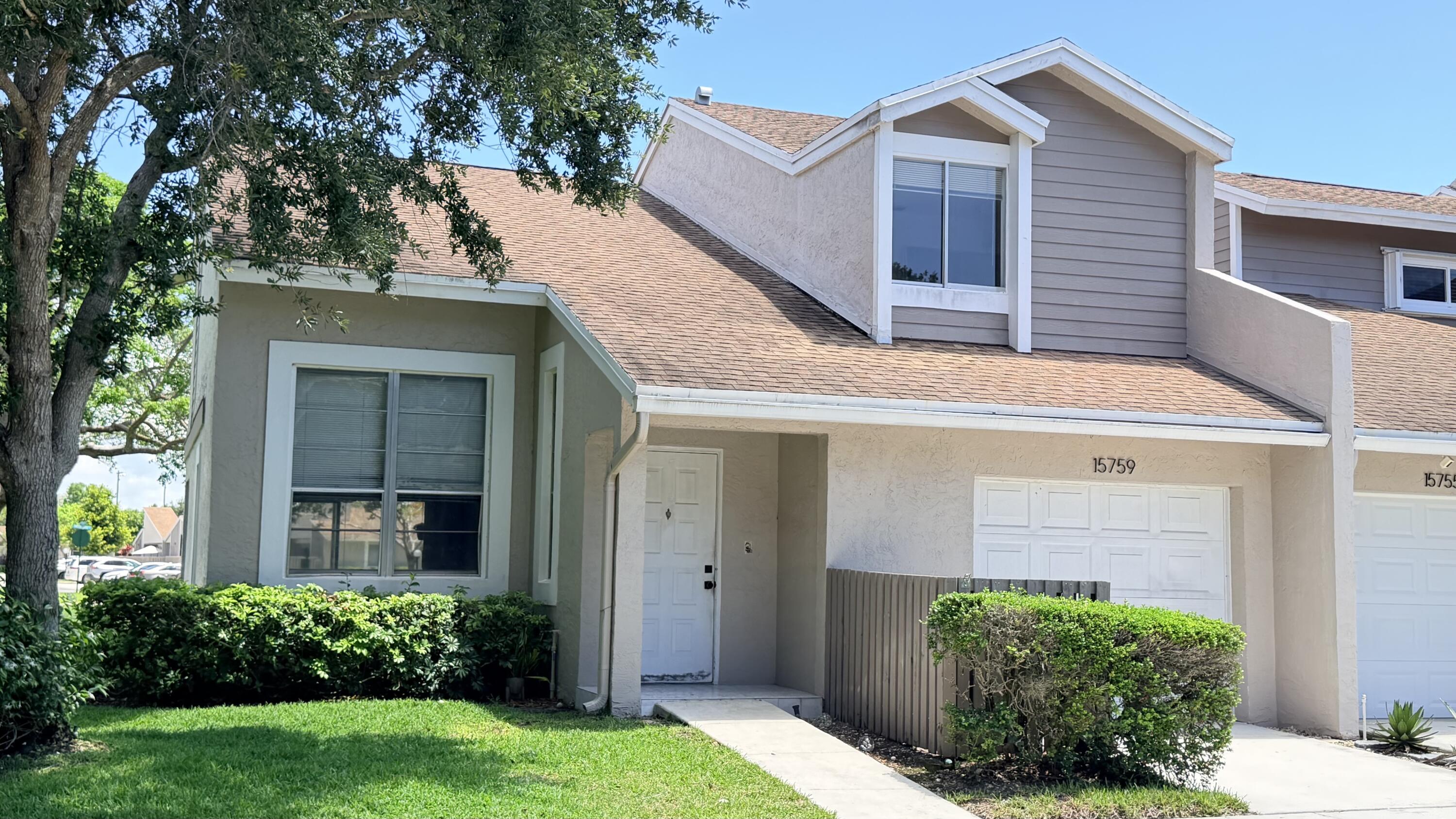 3BR – Condominium at 15759 Woodgate Place #A