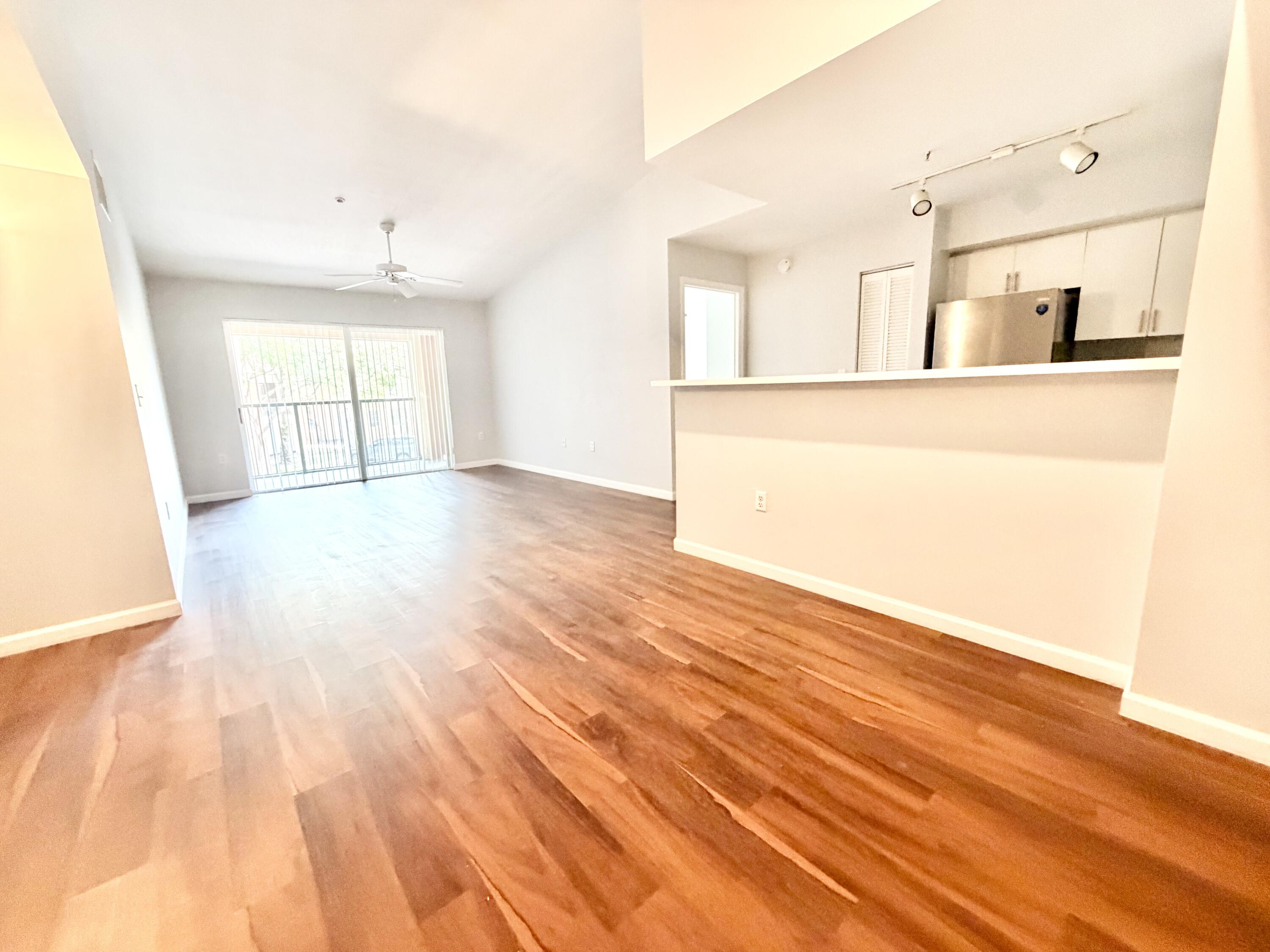 2BR – Condominium at 4856 N State Rd 7 #1207