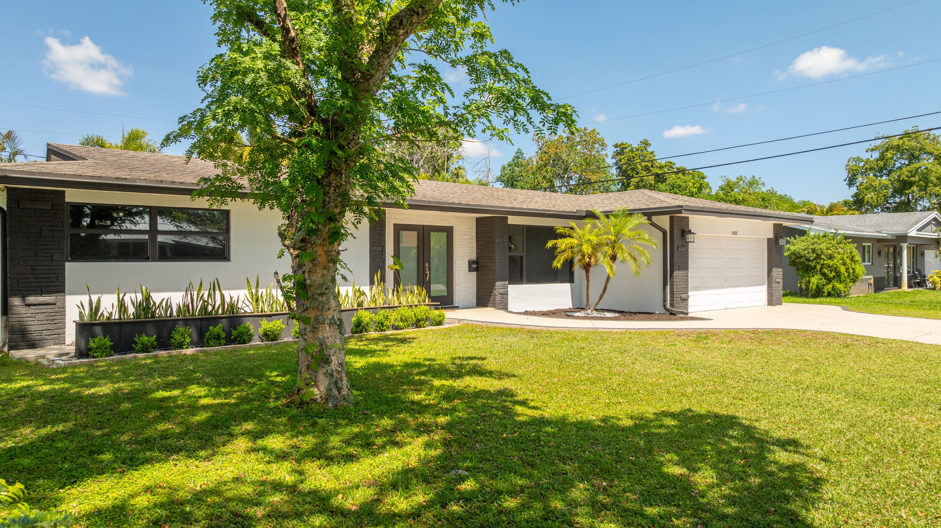 4BR – SingleFamilyResidence at 1431 NW 70th Way