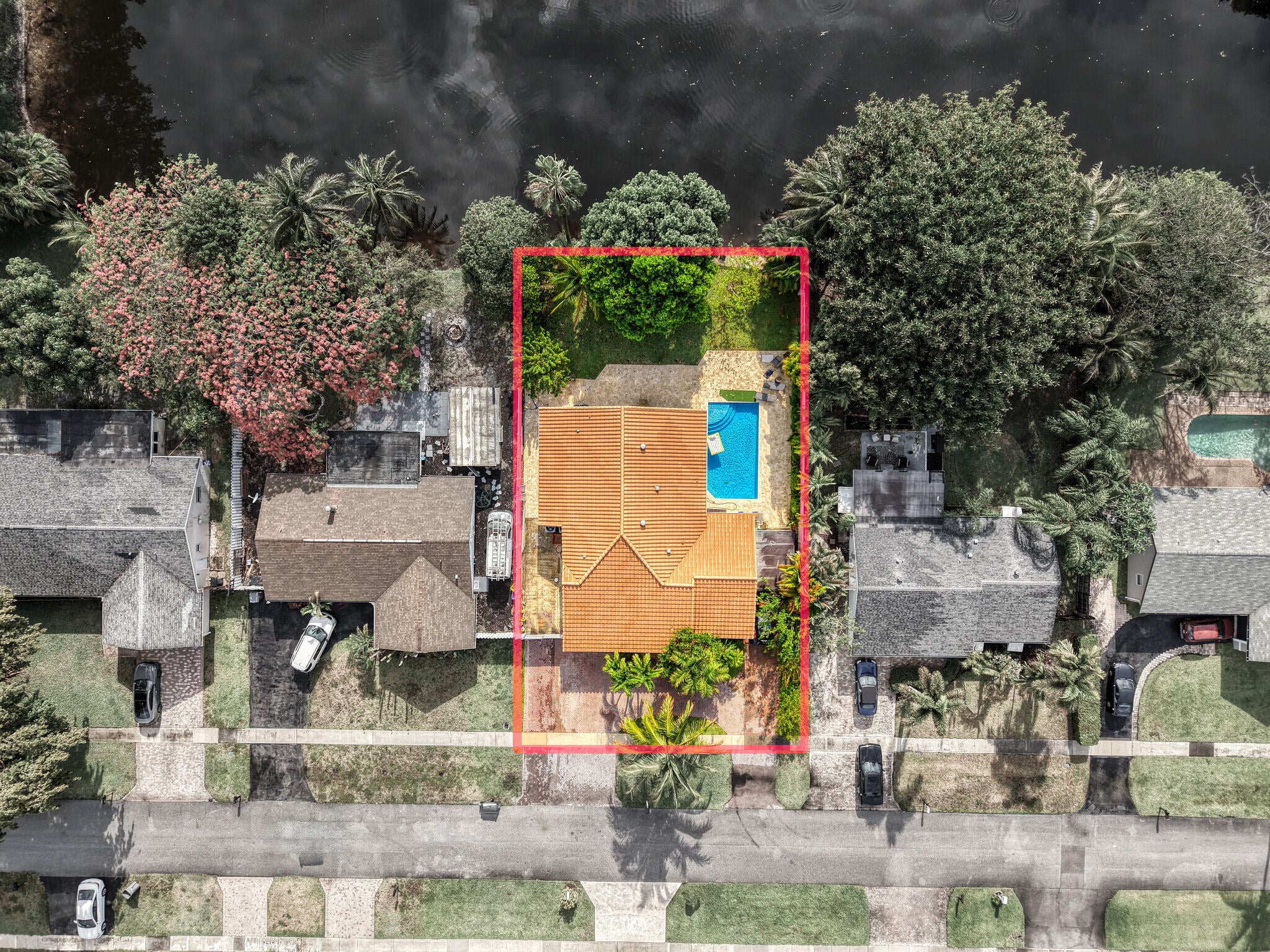 4BR – SingleFamilyResidence at 19515 Carolina Circle