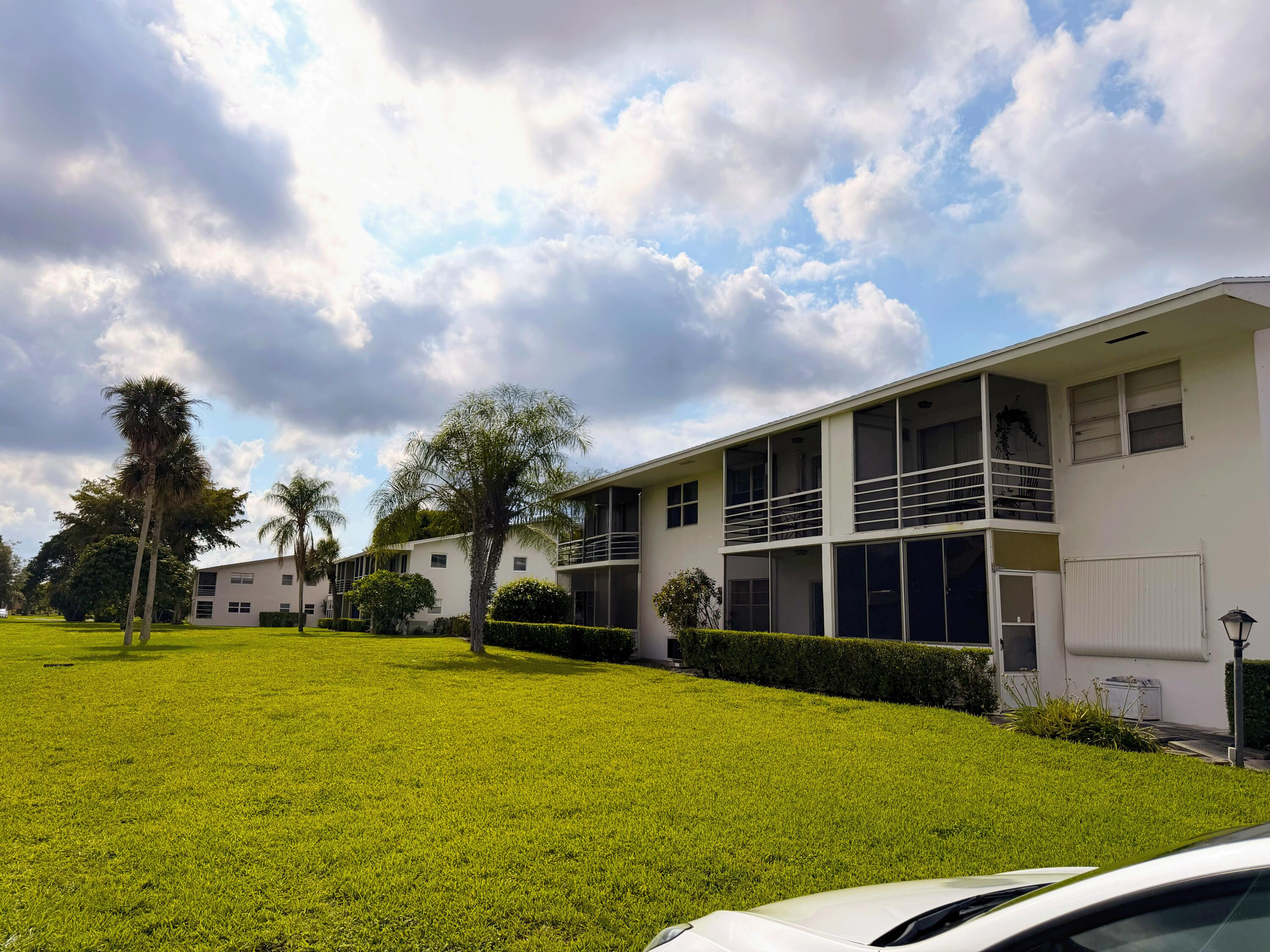 2BR – Condominium at 136 Coventry #136