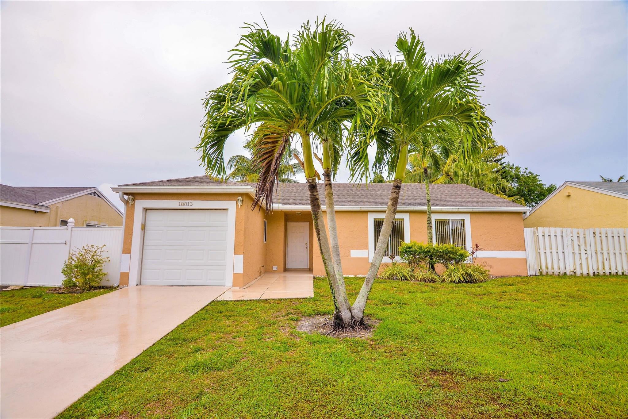 3BR – SingleFamilyResidence at 18813 Cloud Lake Circle