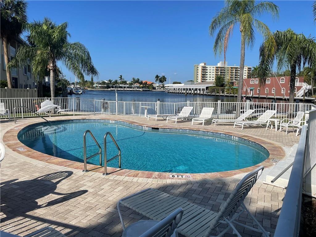 1BR – Condominium at 2917 NE 33rd Avenue #3a