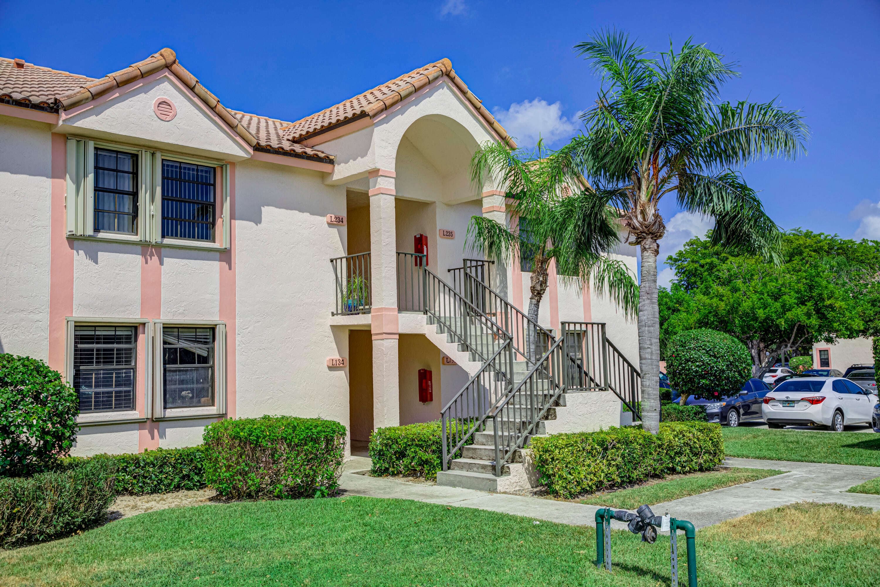 3BR – Condominium at 3171 Leewood Terrace #L234