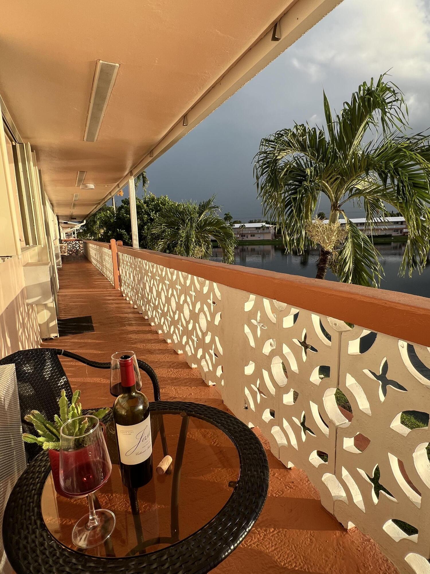 1BR – StockCooperative at 900 SW 10th Terrace #S20