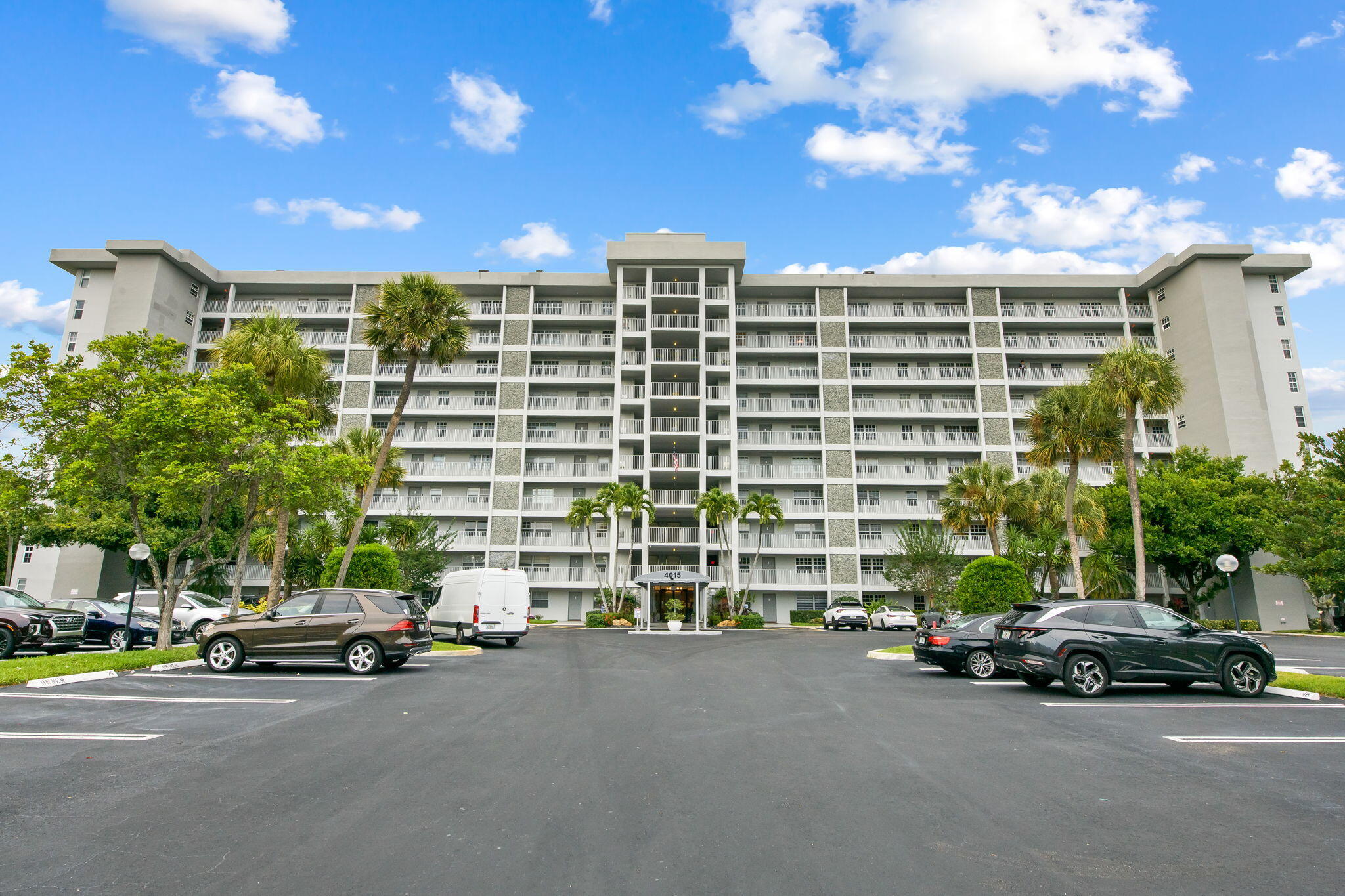 2BR – Condominium at 4015 W Palm Aire Drive
