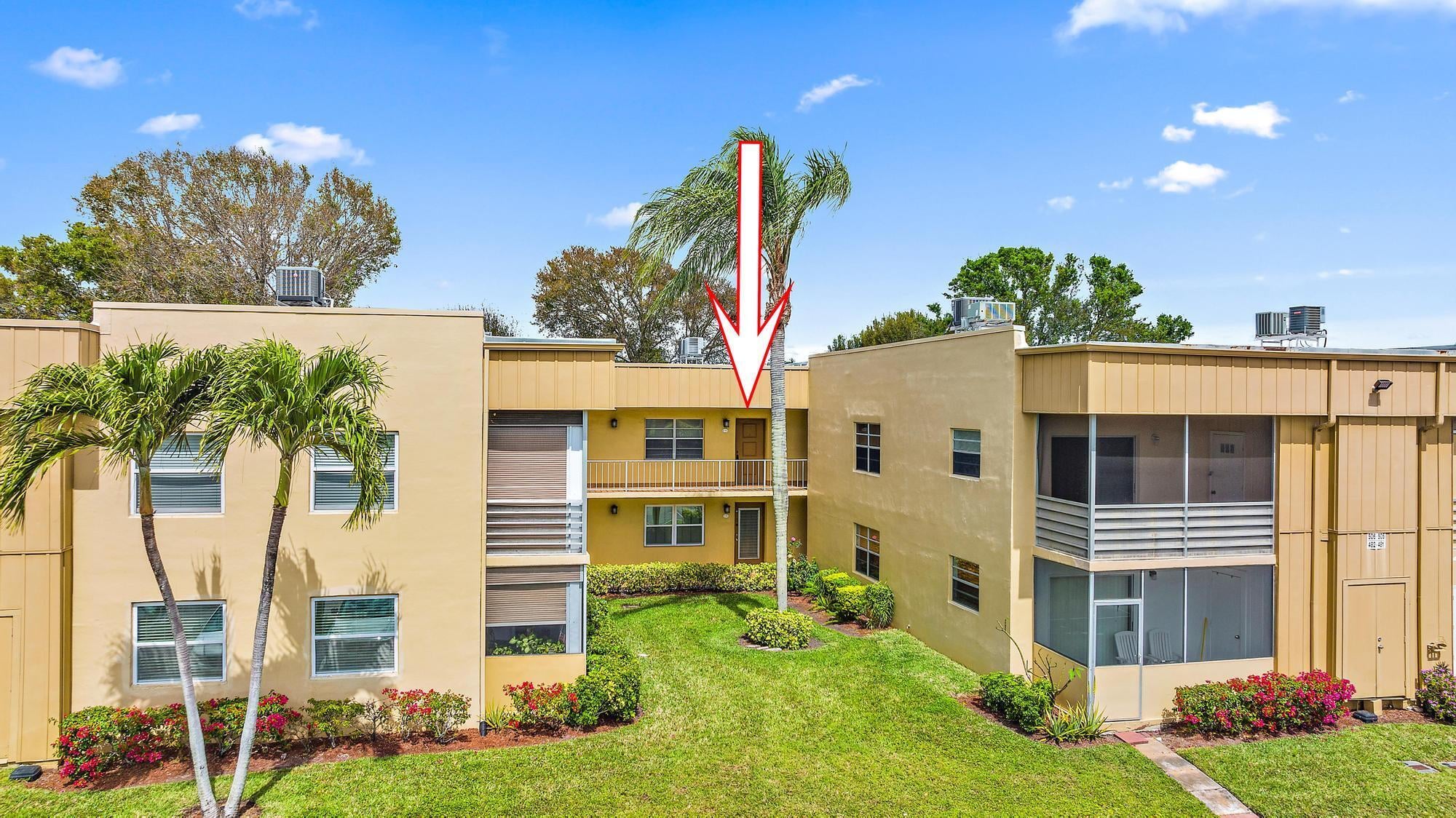 2BR – Condominium at 507 Capri K