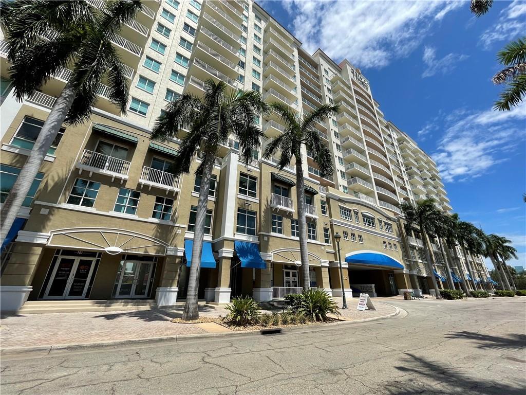 2BR – Condominium at 3020 NE 32nd Avenue #620