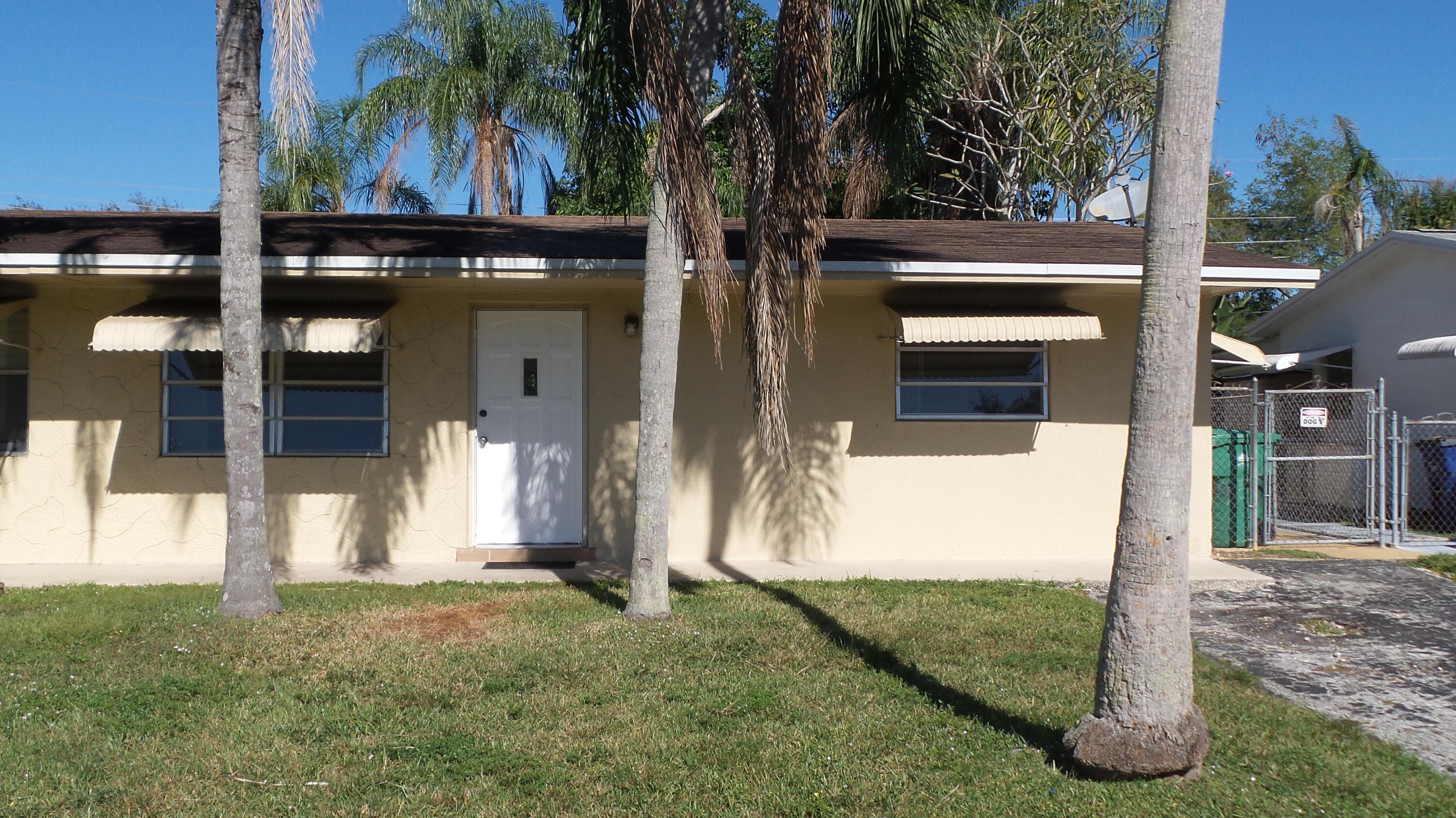 2BR – SingleFamilyResidence at 9459 SW 51st Court