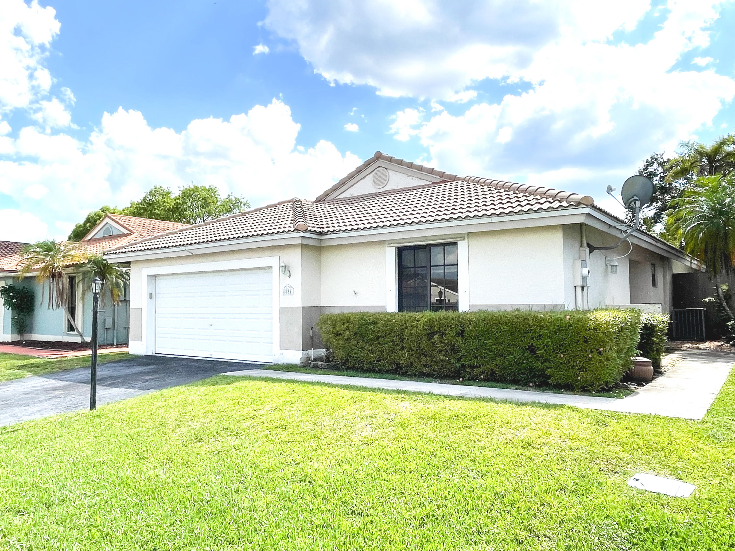2BR – SingleFamilyResidence at 5851 Bristol Lane