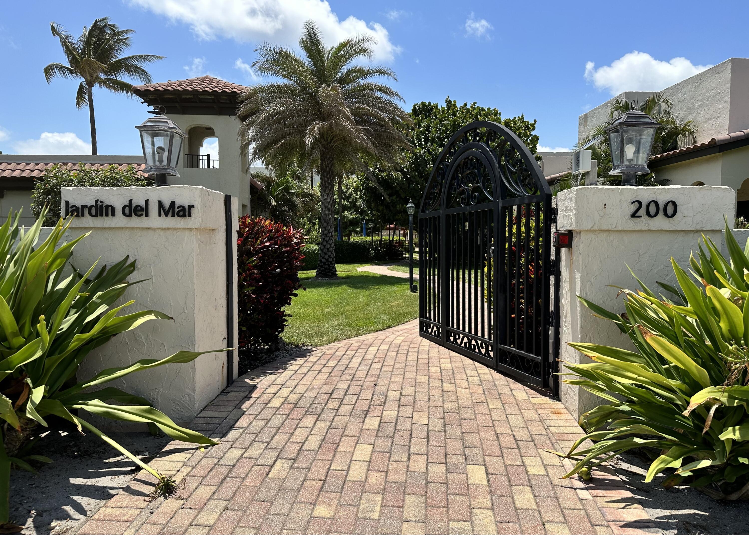 2BR – Condominium at 200 S Ocean Boulevard #B-124