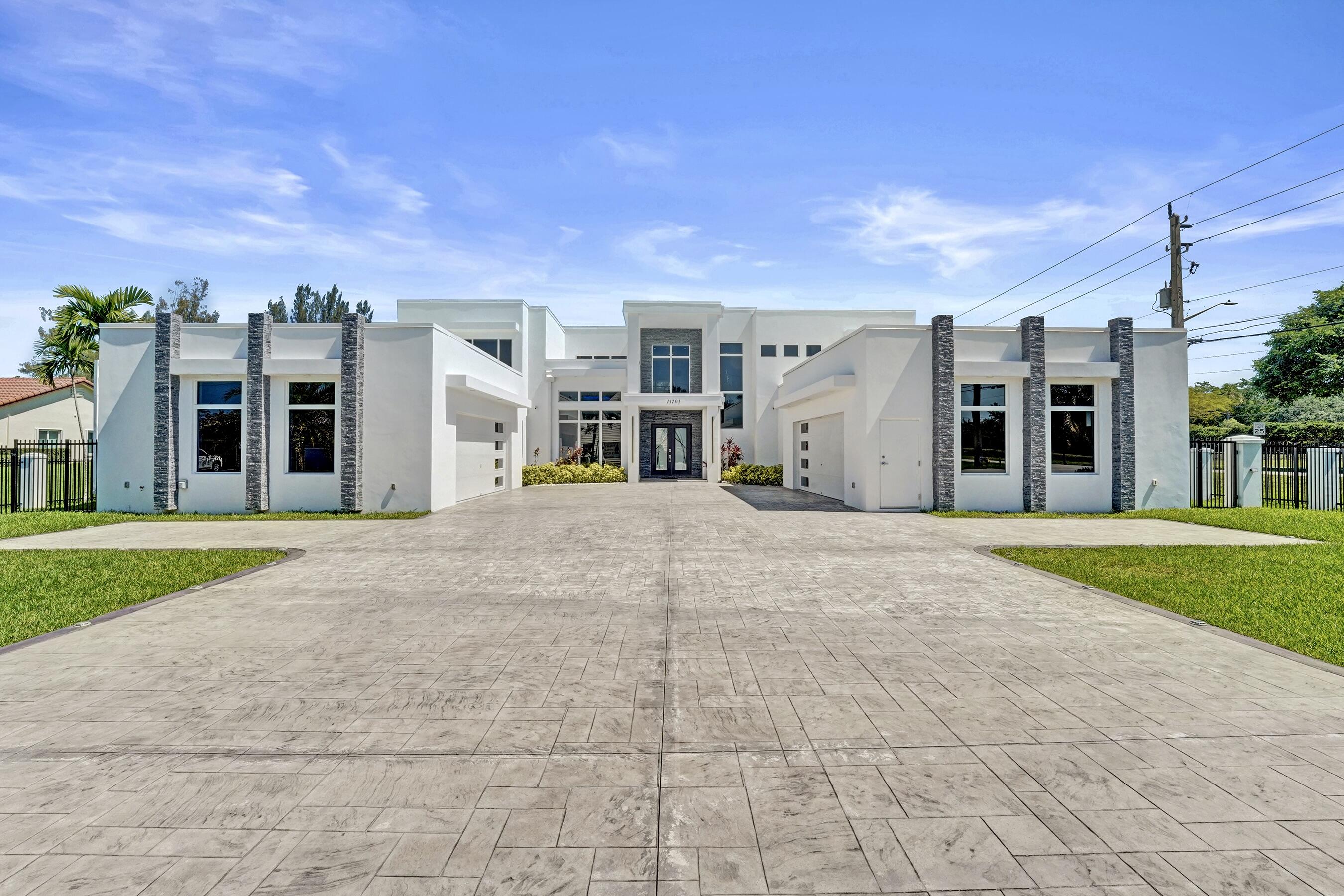 7BR – SingleFamilyResidence at 11201 SW 3rd Street