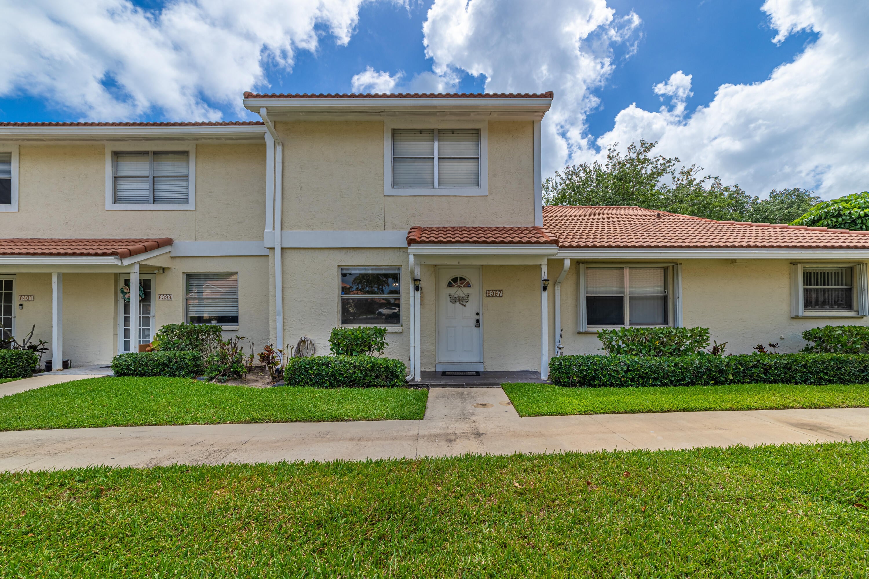2BR – Townhouse at 6397 Boca Circle