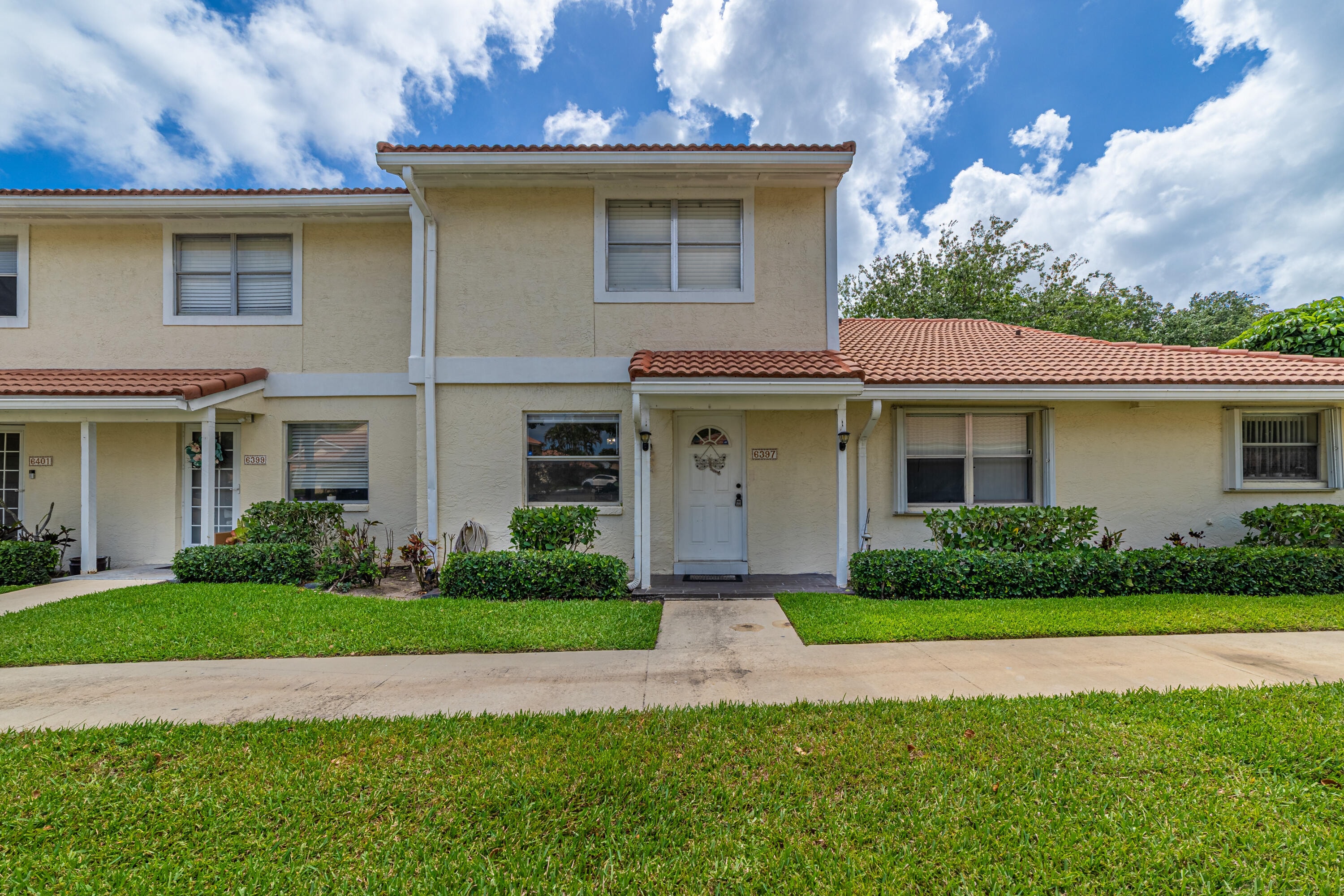 2BR – Townhouse at 6397 Boca Circle