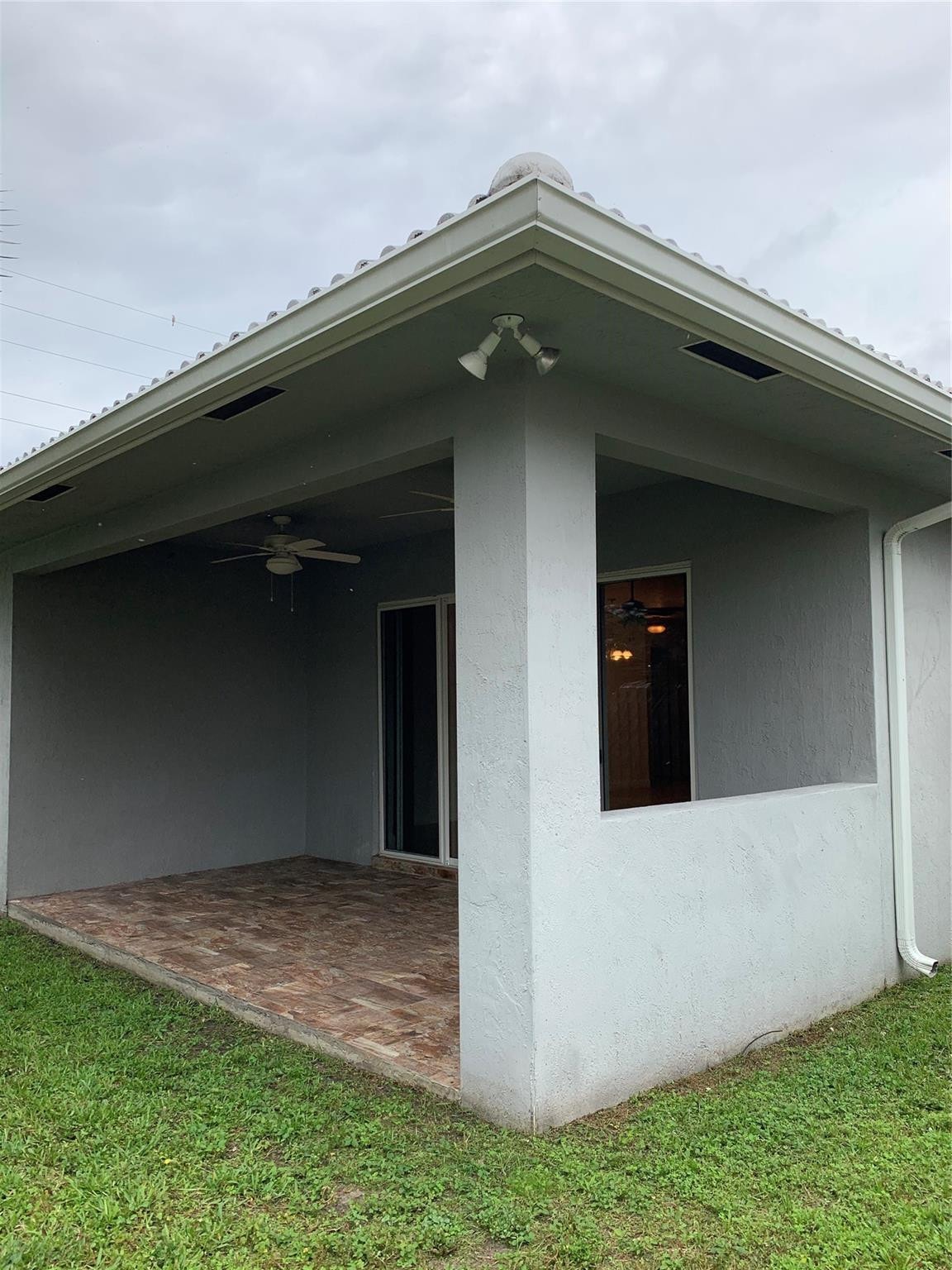 3BR – SingleFamilyResidence at 508 SE 2nd Avenue
