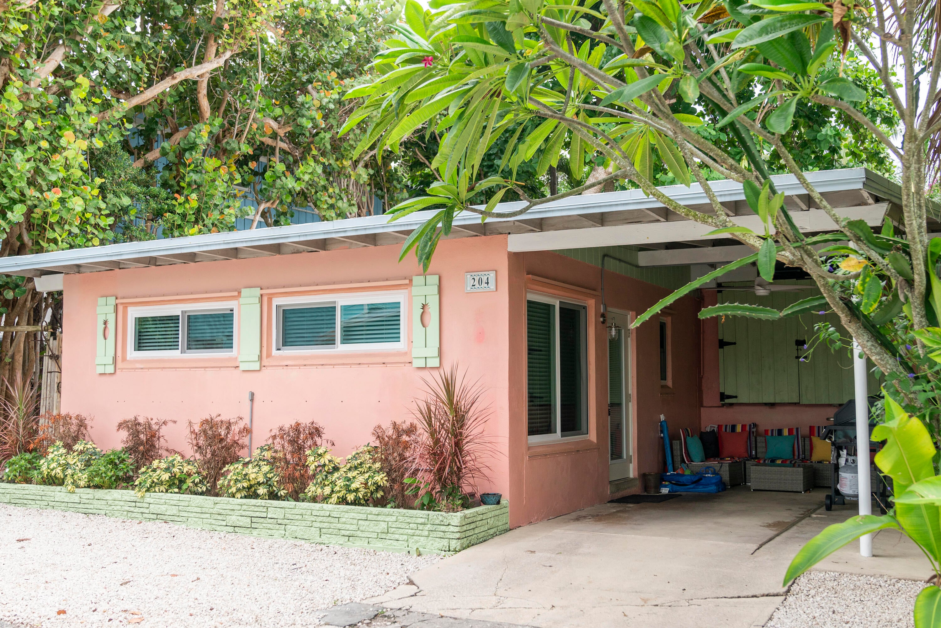 2BR – SingleFamilyResidence at 204 Coral Road