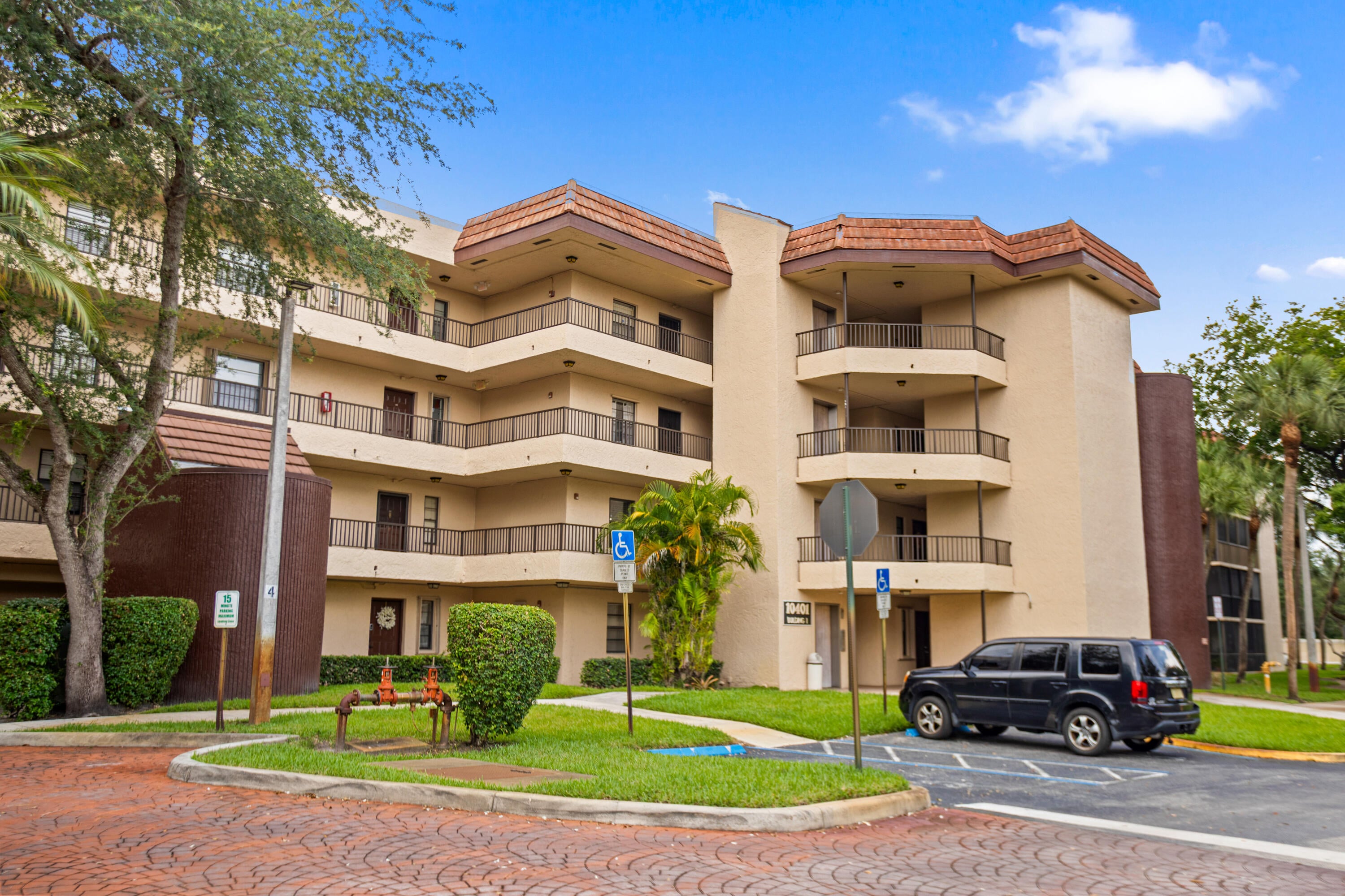 2BR – Condominium at 10401 W Broward Boulevard #209