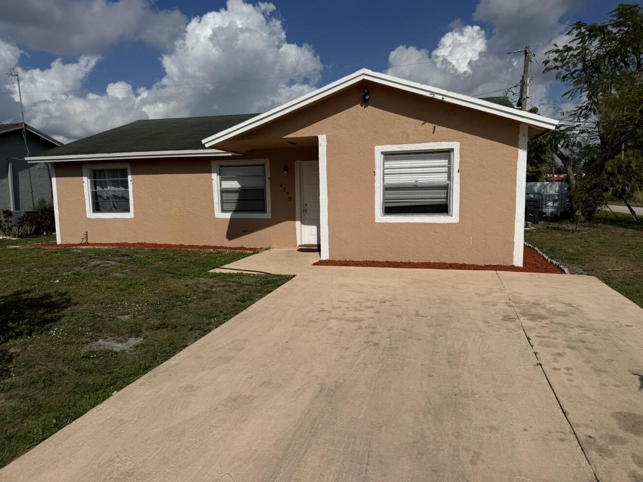 4BR – SingleFamilyResidence at 4575 Curtis Avenue