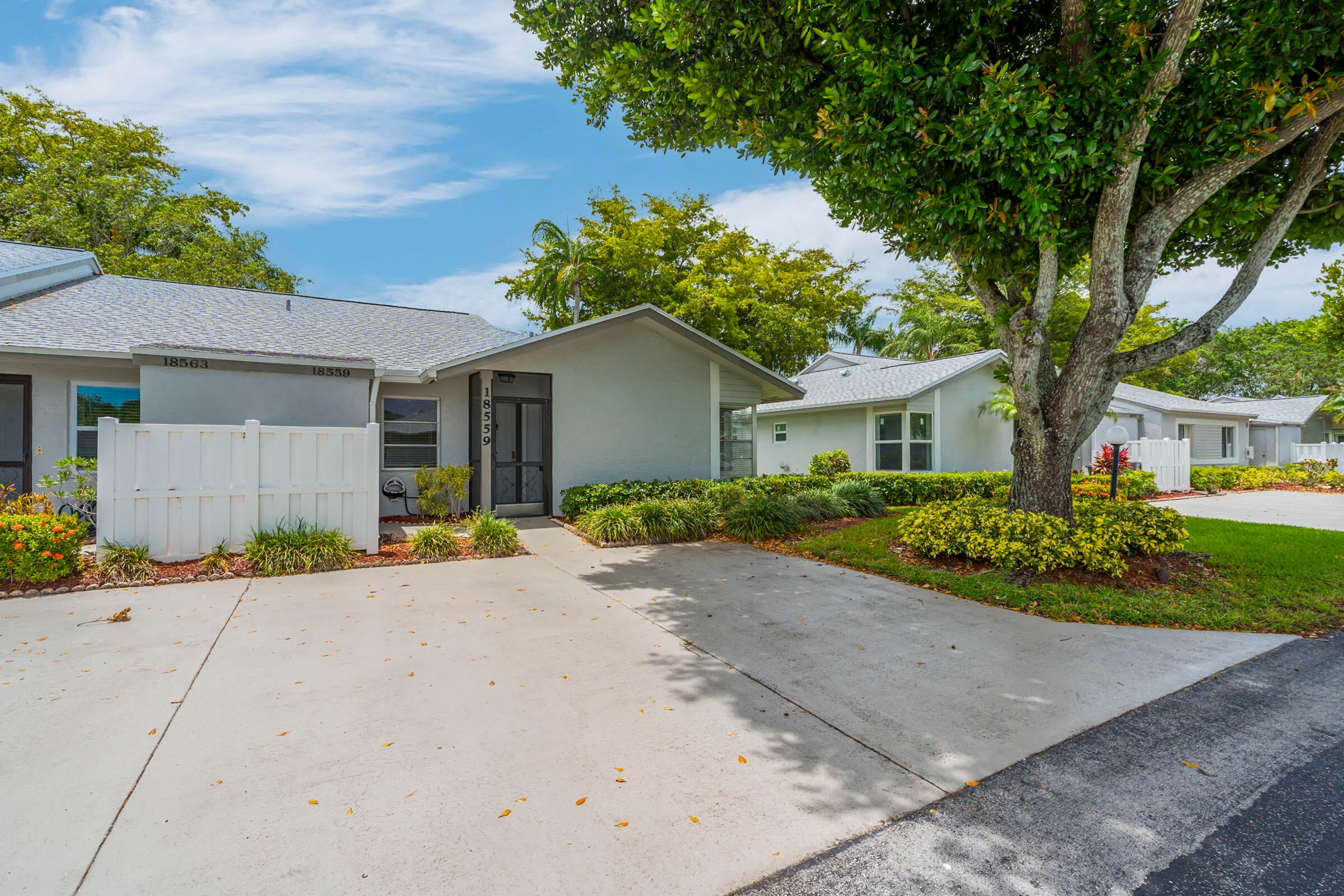 2BR – RES at 18559 Egret Way