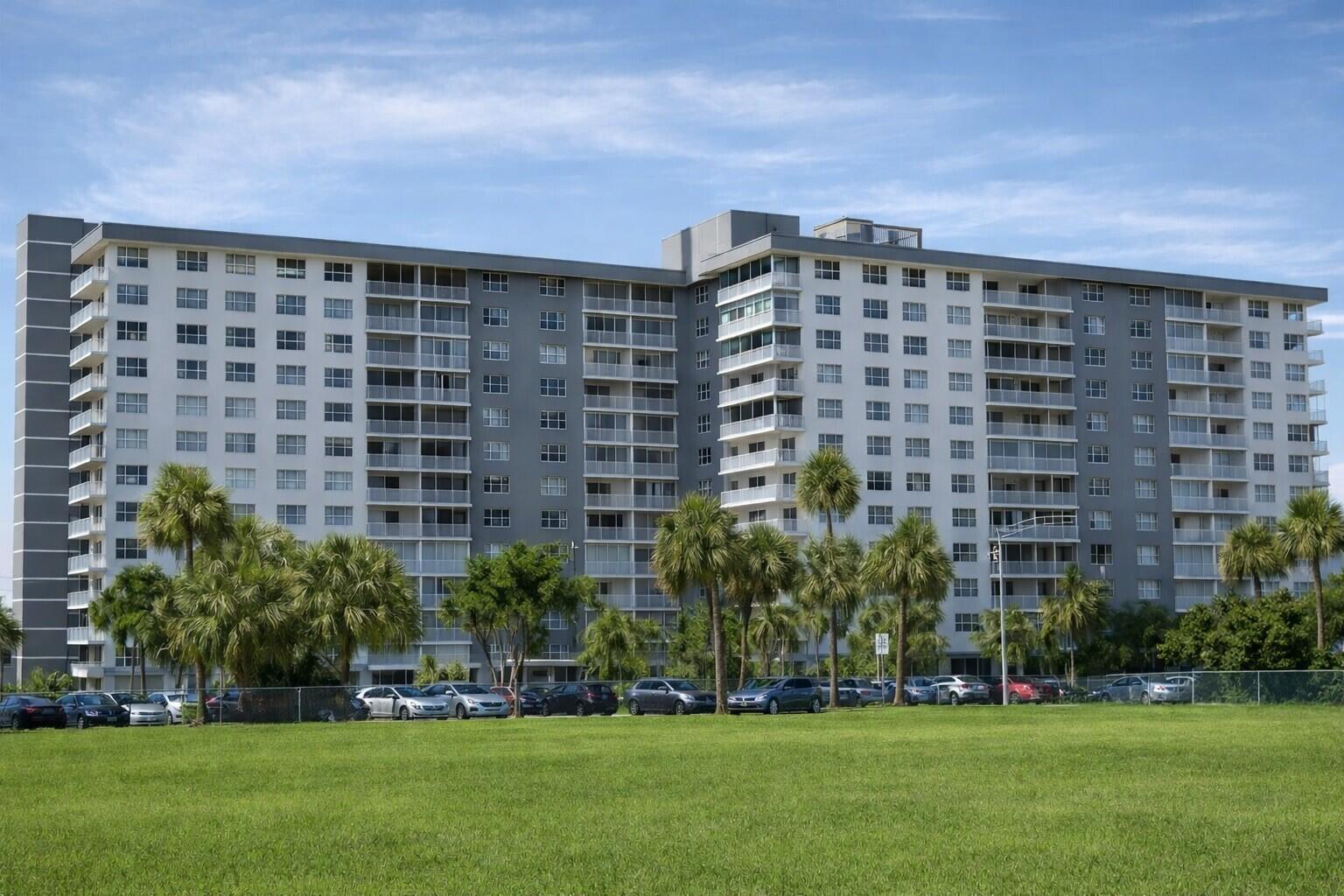 3BR – Condominium at 3800 Hillcrest Drive #1219