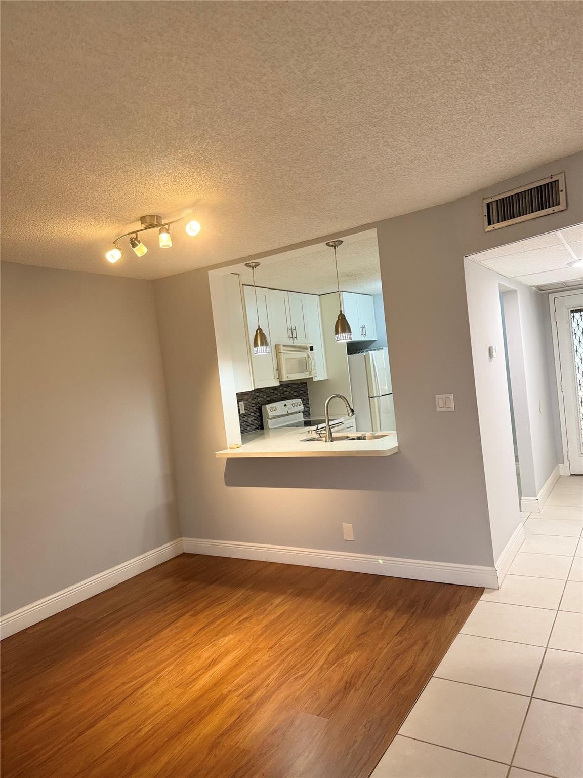 2BR – Condominium at 3000 NW 42nd Avenue #B201