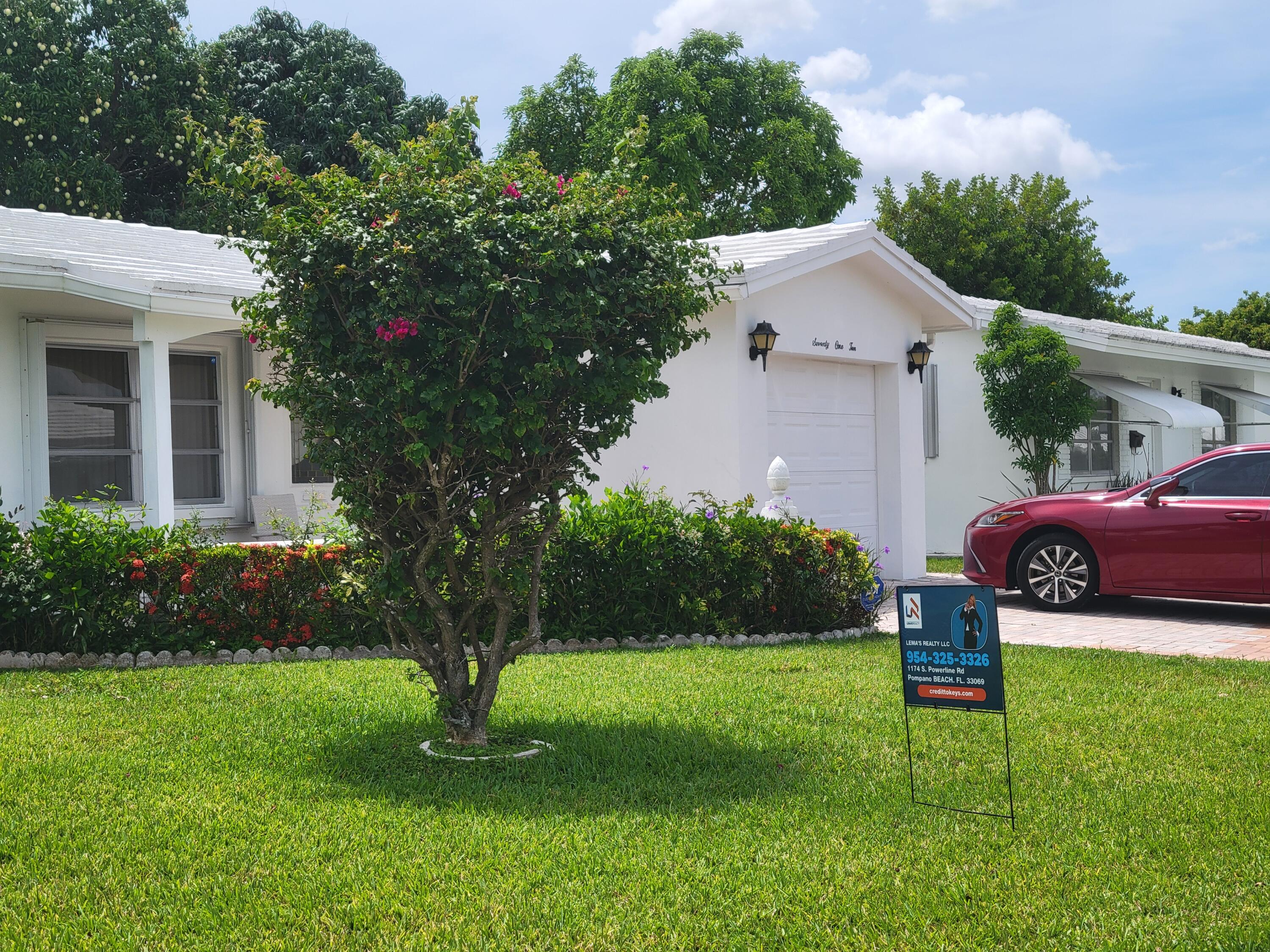 2BR – SingleFamilyResidence at 7110 NW 73rd Avenue