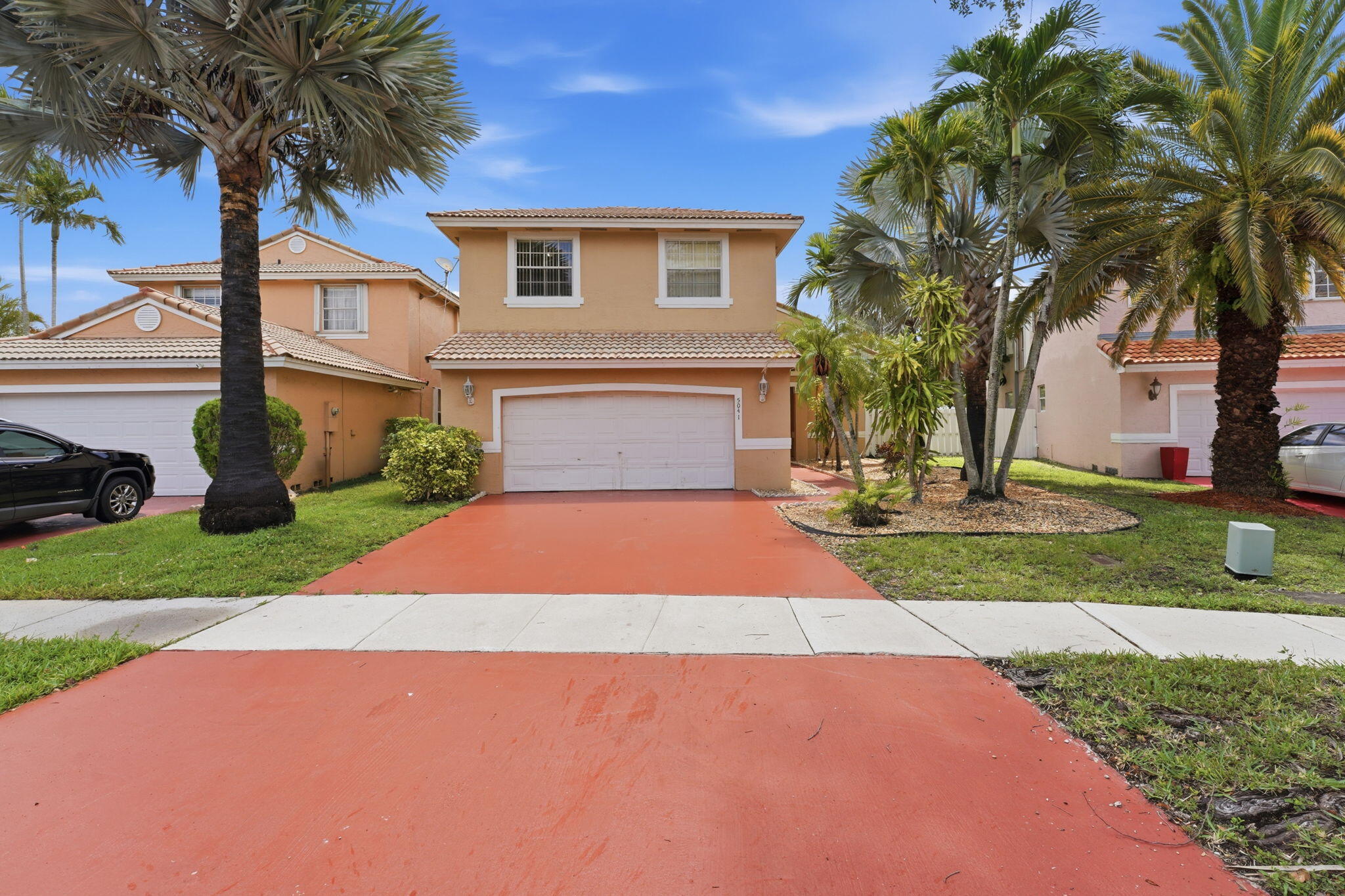 5BR – SingleFamilyResidence at 5041 SW 152nd Avenue