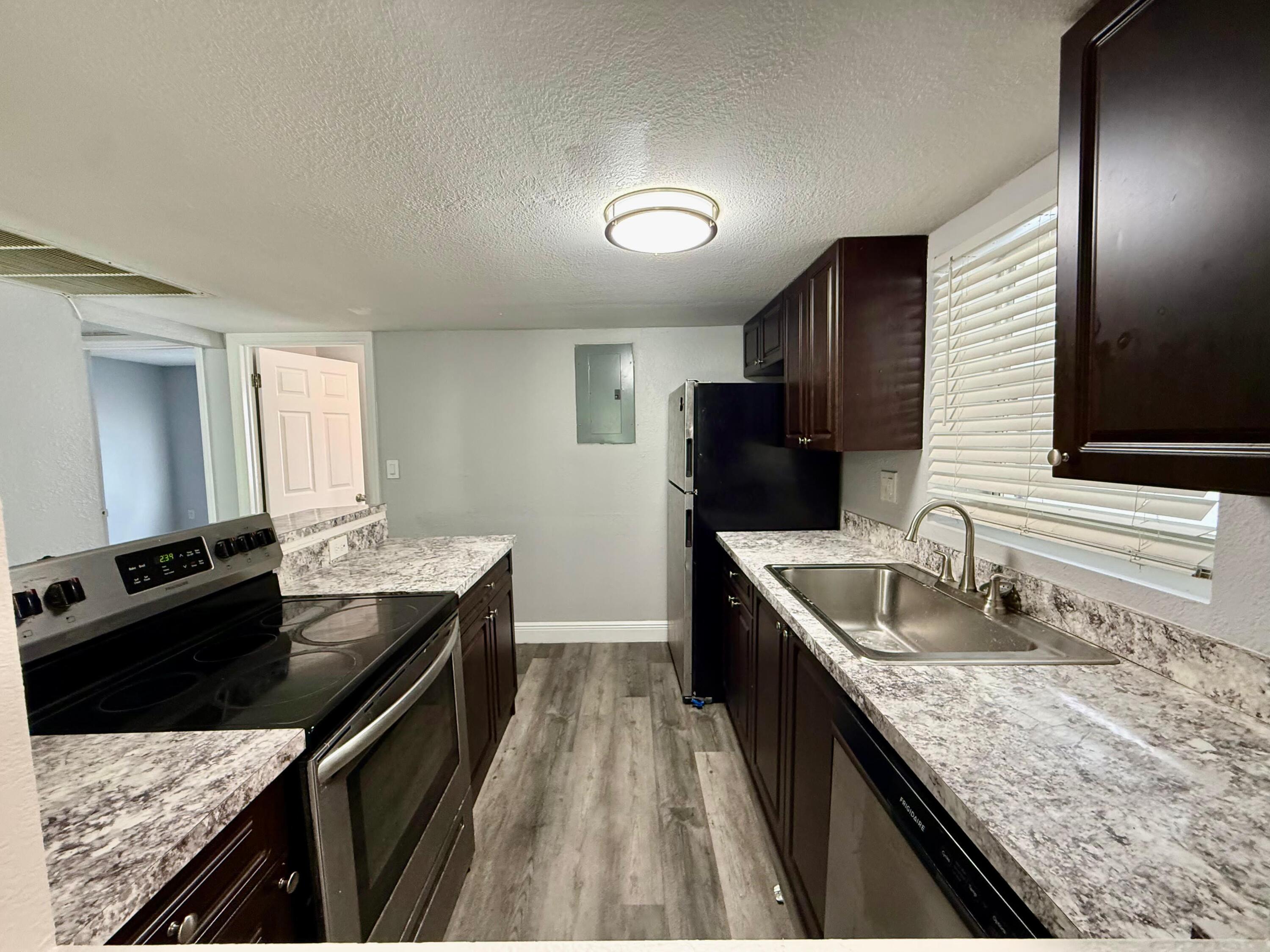 3BR – Condominium at 726 SW 81st Avenue #14a