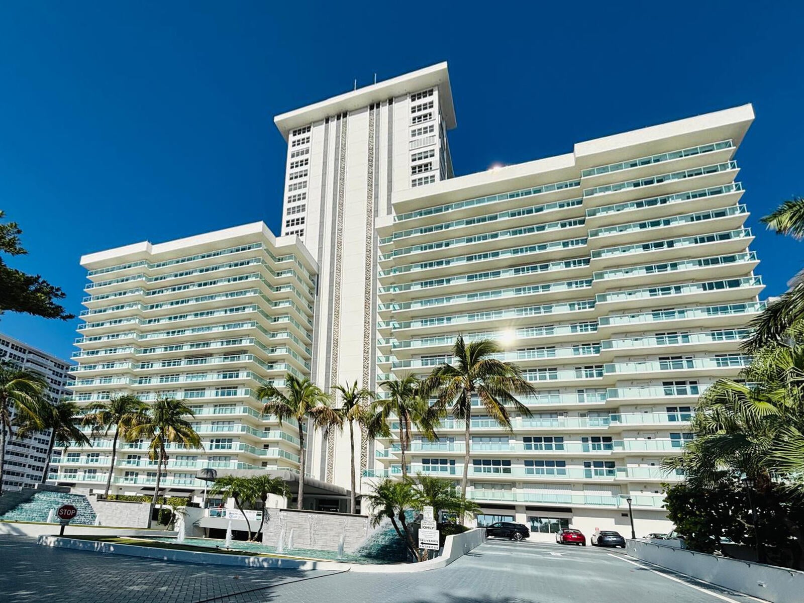1BR – Condominium at 3900 Galt Ocean Drive #608