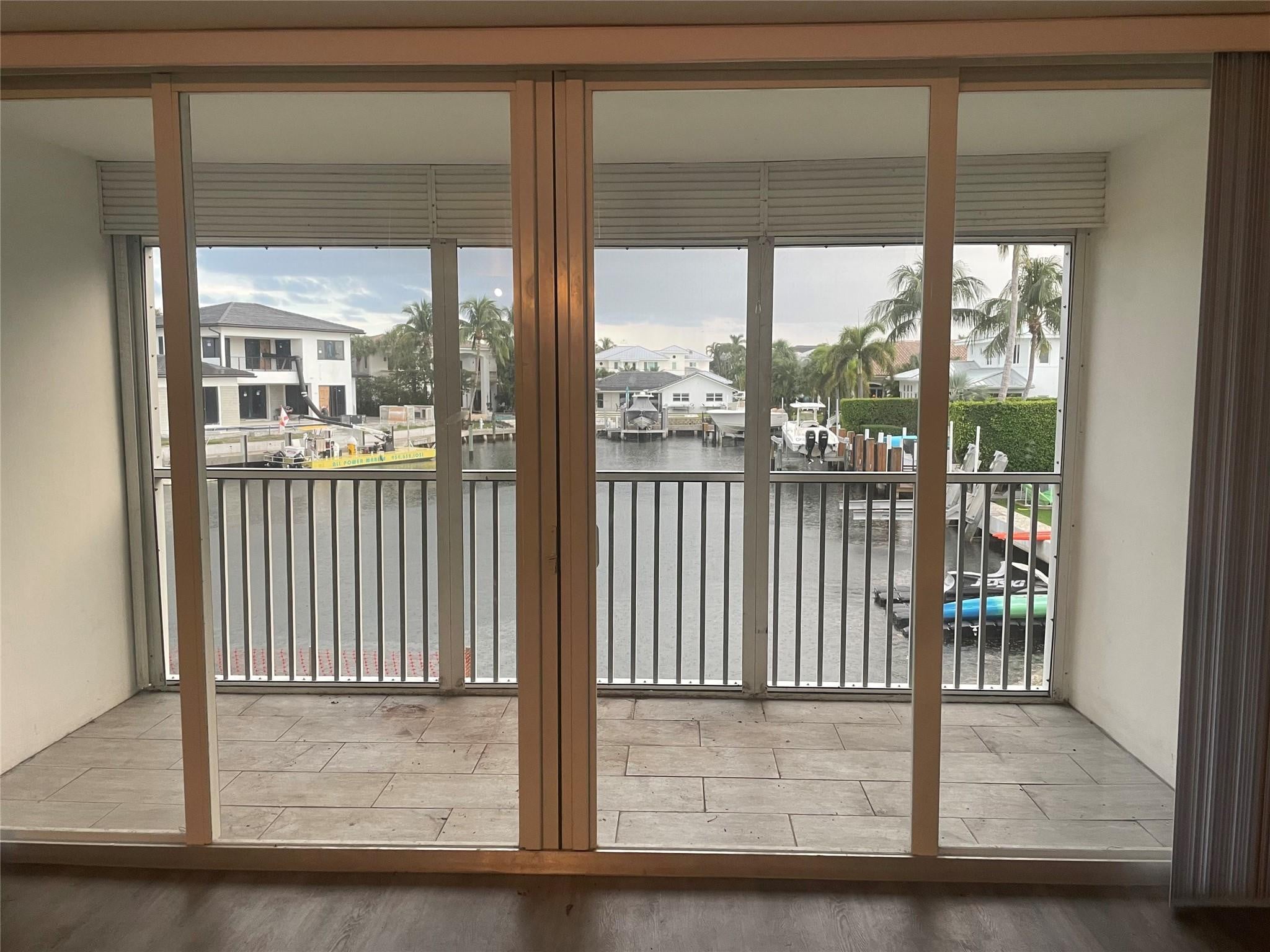 1BR – Condominium at 698 NE Spanish River Boulevard #23