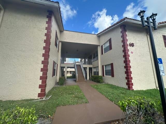 2BR – Condominium at 3225 N University Drive