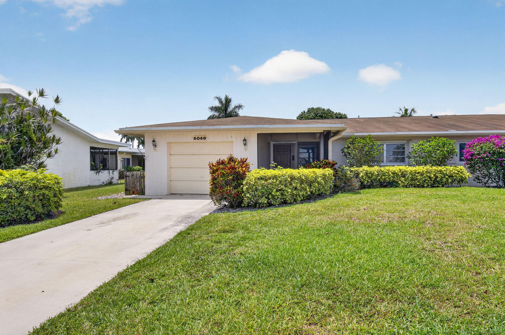 2BR – RES at 6068 Vía Diana