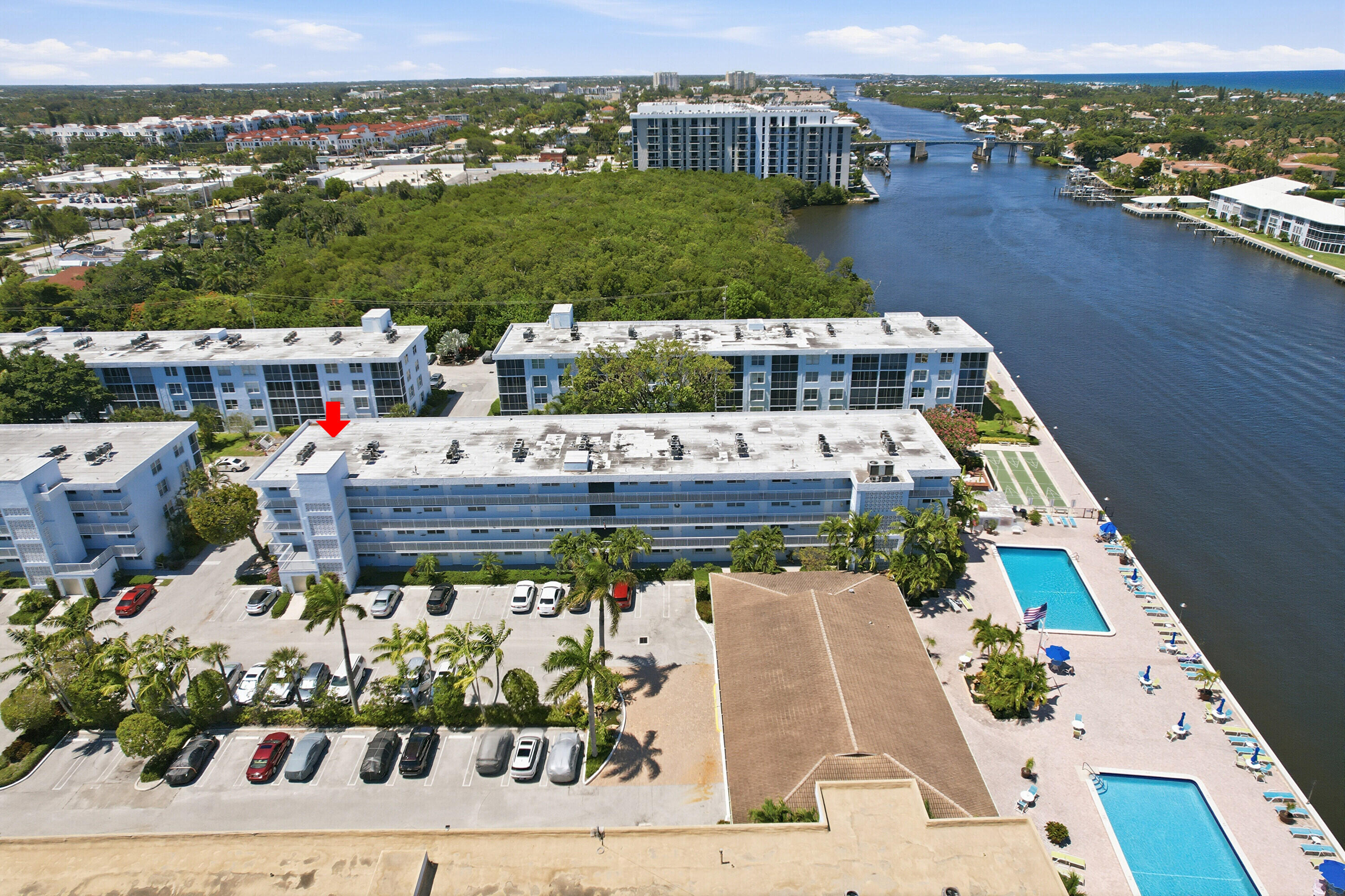 2BR – Condominium at 2008 S Federal Highway #101